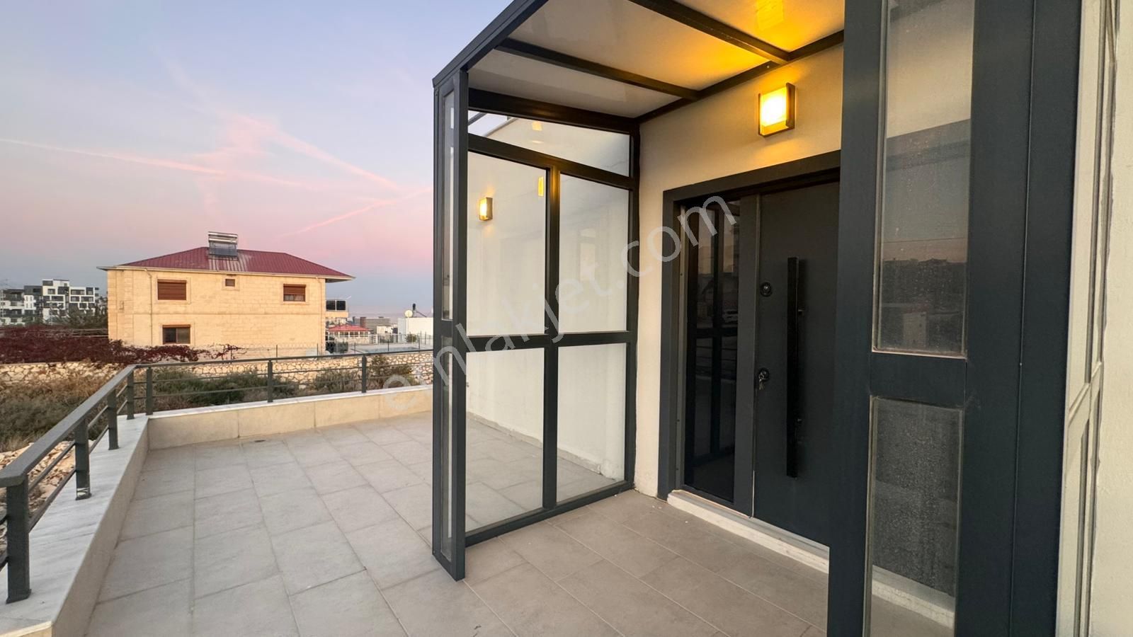 Mersin Erdemli Tırtar'da Full Deniz Manzaralı Satılık 3+1 Dubleks Villa - Görsel 27