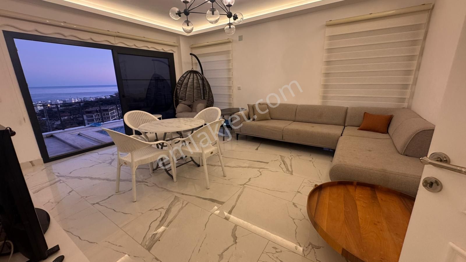 Mersin Erdemli Tırtar'da Full Deniz Manzaralı Satılık 3+1 Dubleks Villa - Görsel 13