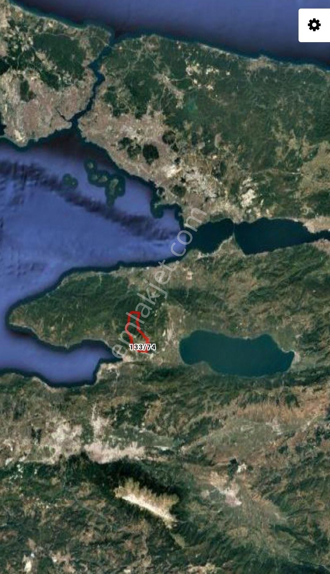 Gemlik Şahinyurdun'da 3,543,m2- Göl Ve Doğa Manzaralı Tarla - Görsel 5