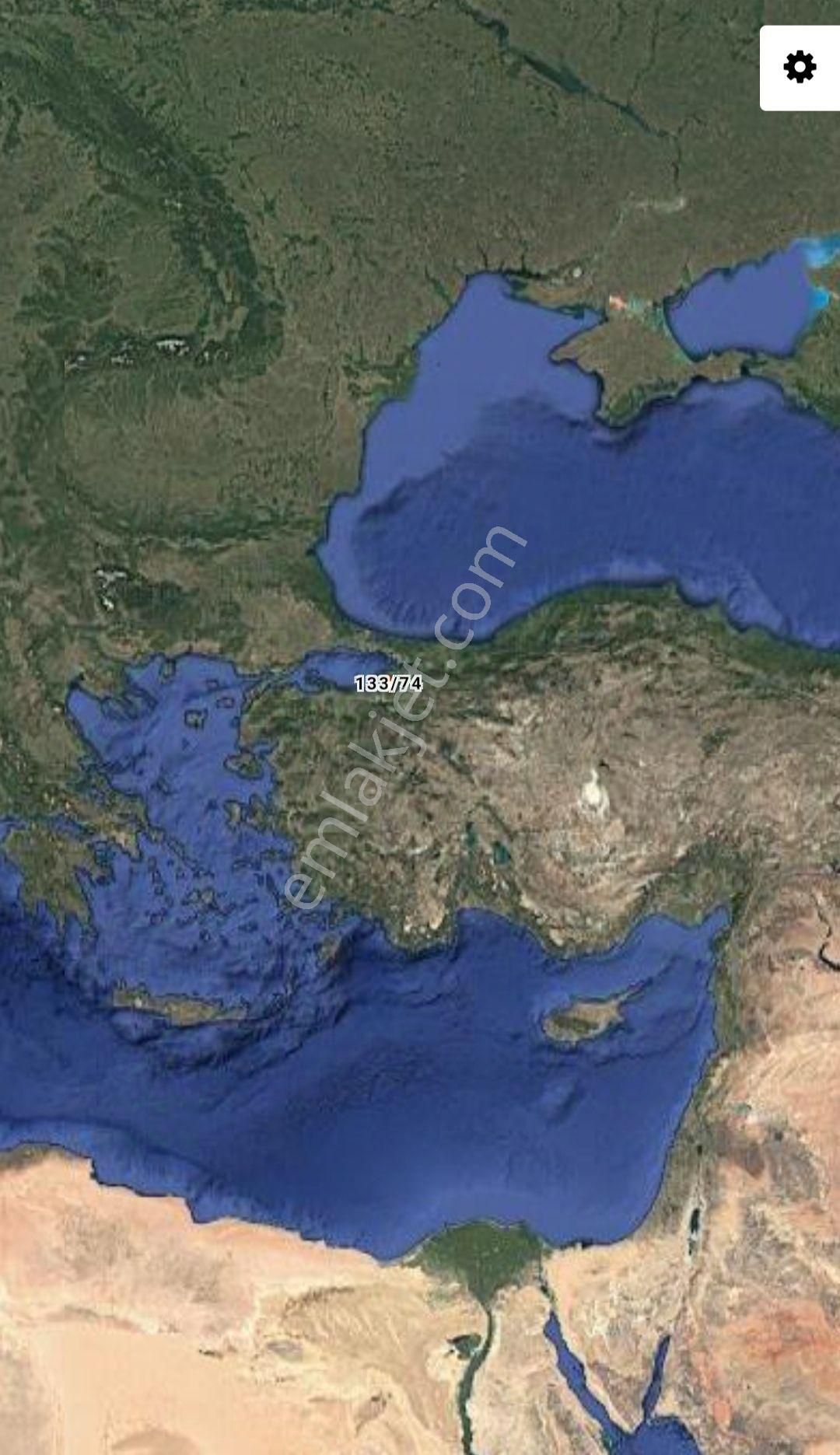 Gemlik Şahinyurdun'da 3,543,m2- Göl Ve Doğa Manzaralı Tarla - Görsel 2