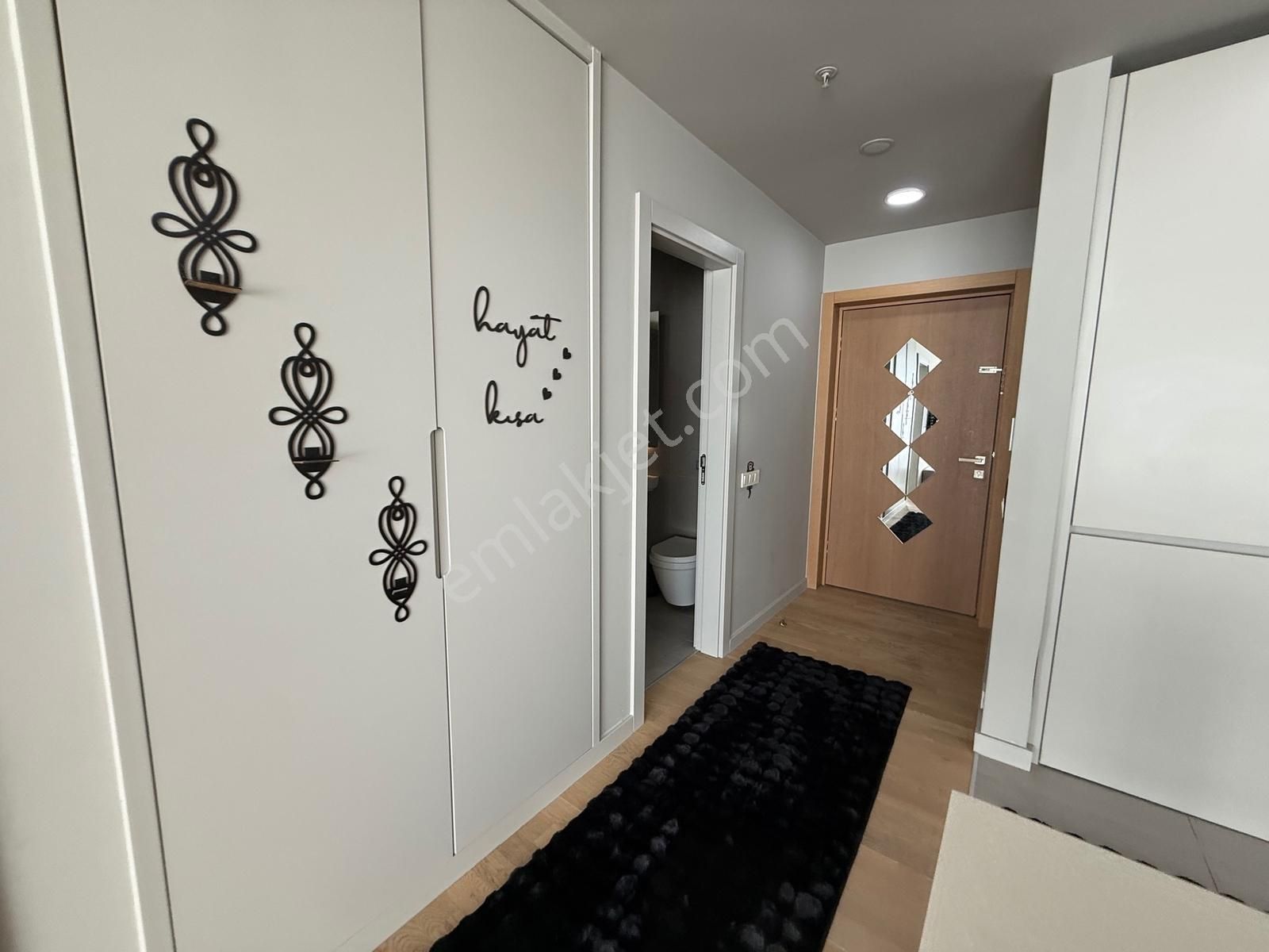 İncek Loft Sitesi Eşyalı Kiralık 1+1 Balkonlu Büyük Tip Daire - Görsel 11