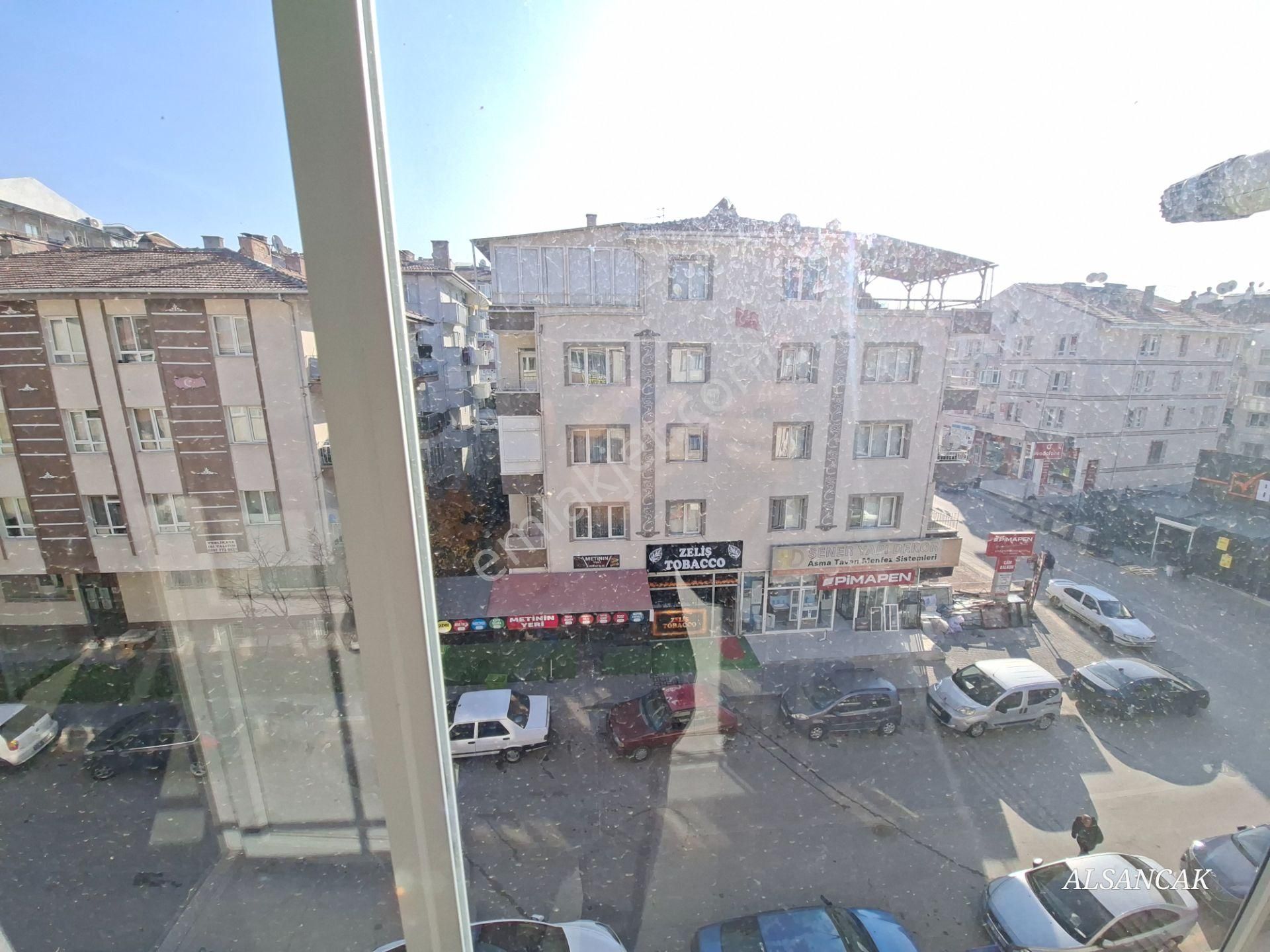 Etimesgut Çarşıda 3+1 Katta Ön Cephe Yapılı Daire - Görsel 6