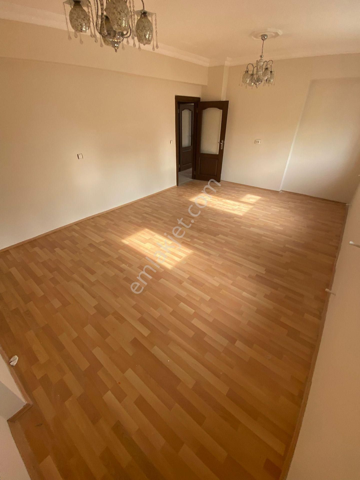 Kuzeyyaka Mah 4+1 Cadde Üstü Bu Genişlikte Bu Fiyata Yoookk Full Kredili - Görsel 6