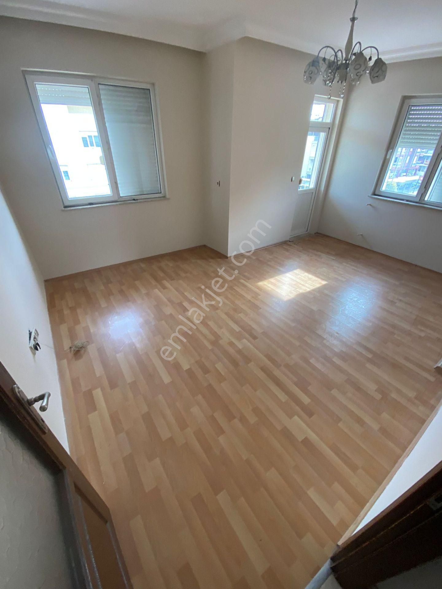 Kuzeyyaka Mah 4+1 Cadde Üstü Bu Genişlikte Bu Fiyata Yoookk Full Kredili - Görsel 7