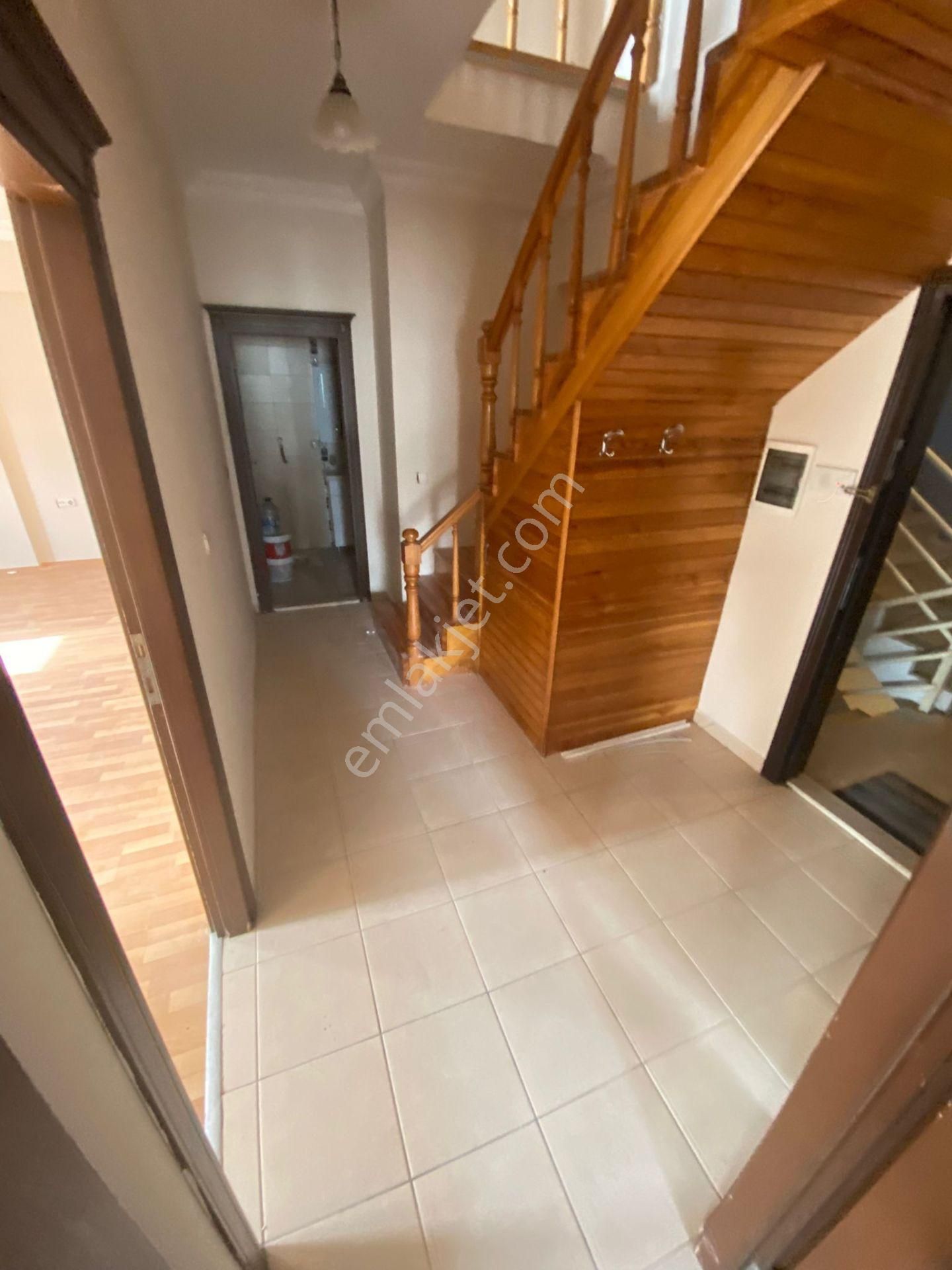 Kuzeyyaka Mah 4+1 Cadde Üstü Bu Genişlikte Bu Fiyata Yoookk Full Kredili - Görsel 5