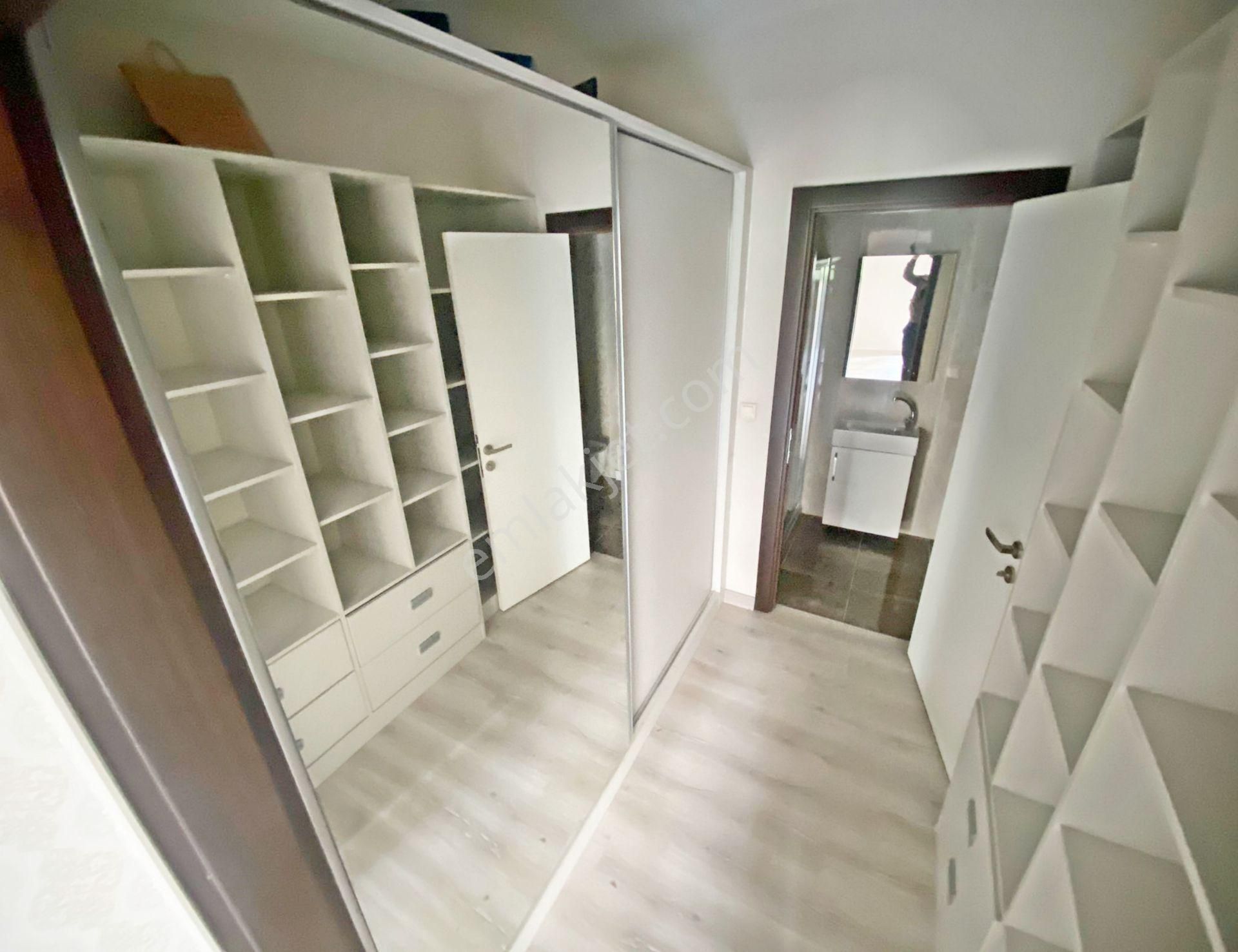 Gold Emlaktan Etlik Şehir Hastanesine 2 Km Mesafe Full Yapılı Güney Cephe Sitede Kiralık 4+1 Daire - Görsel 31