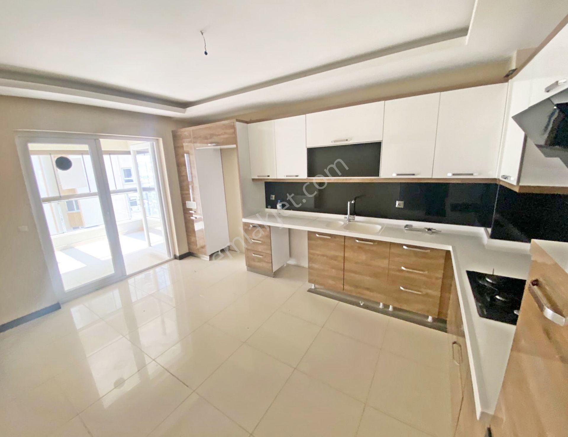 Gold Emlaktan Etlik Şehir Hastanesine 2 Km Mesafe Full Yapılı Güney Cephe Sitede Kiralık 4+1 Daire - Görsel 5