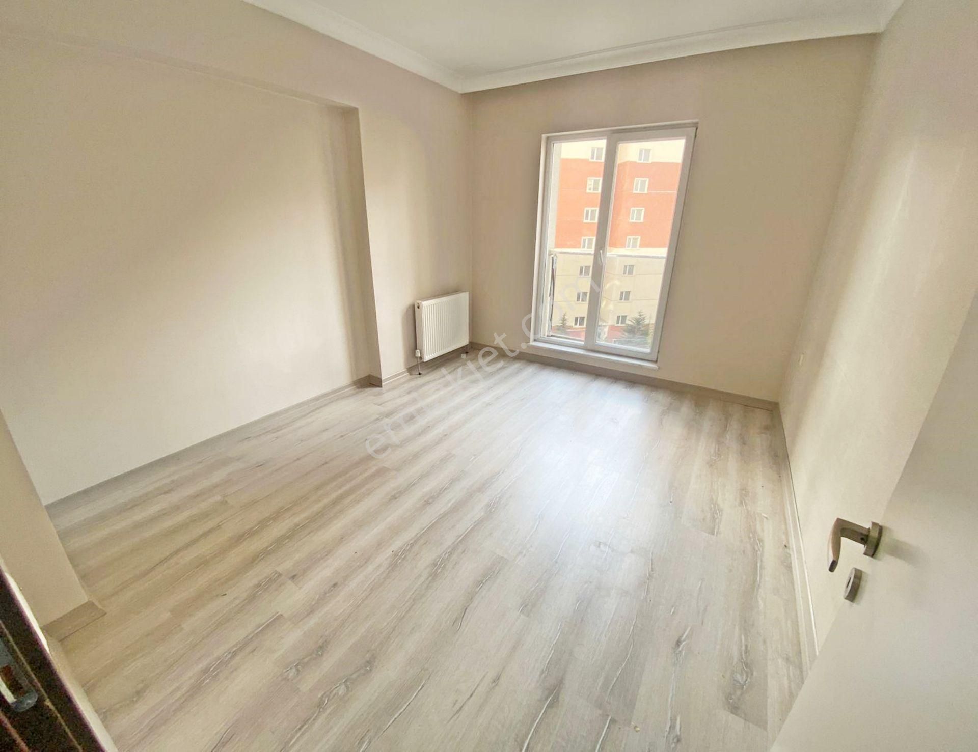 Gold Emlaktan Etlik Şehir Hastanesine 2 Km Mesafe Full Yapılı Güney Cephe Sitede Kiralık 4+1 Daire - Görsel 15