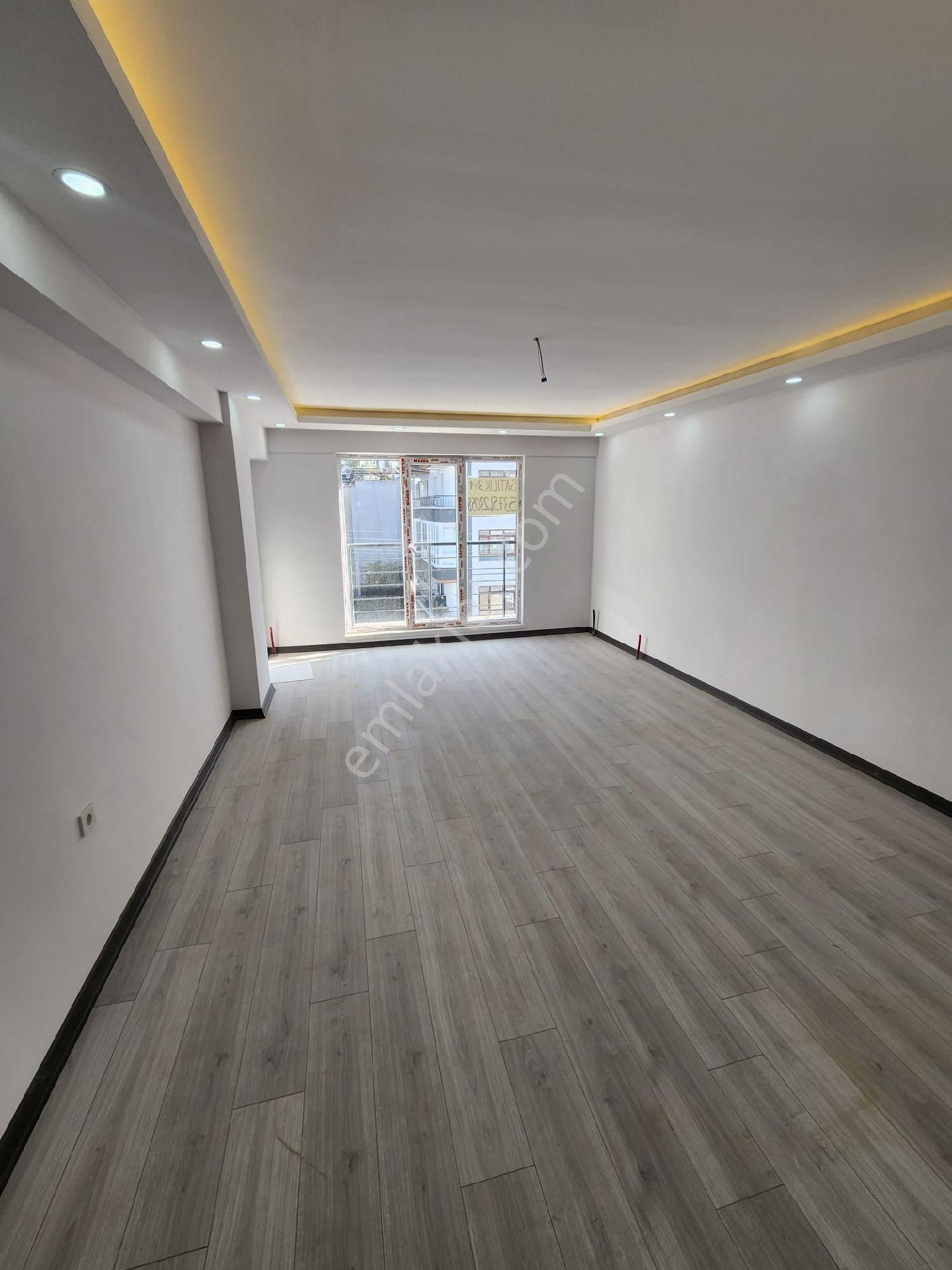 Gül Emlaktan Karapürçekte 2.katta - Görsel 29