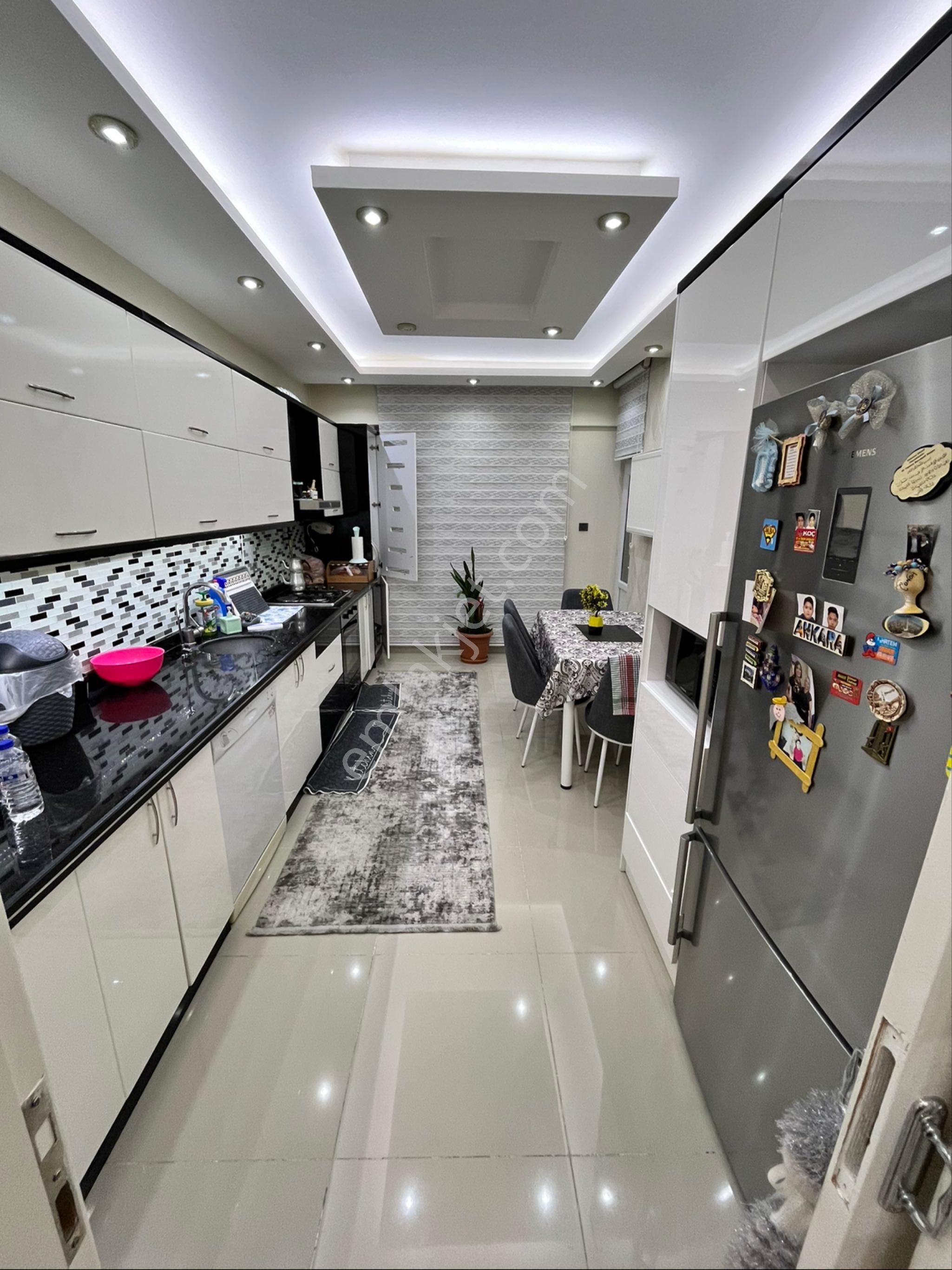 Çözüm Emlak’tan Satılık 3+1 Bakımlı Fırsat Dairesi - Görsel 13