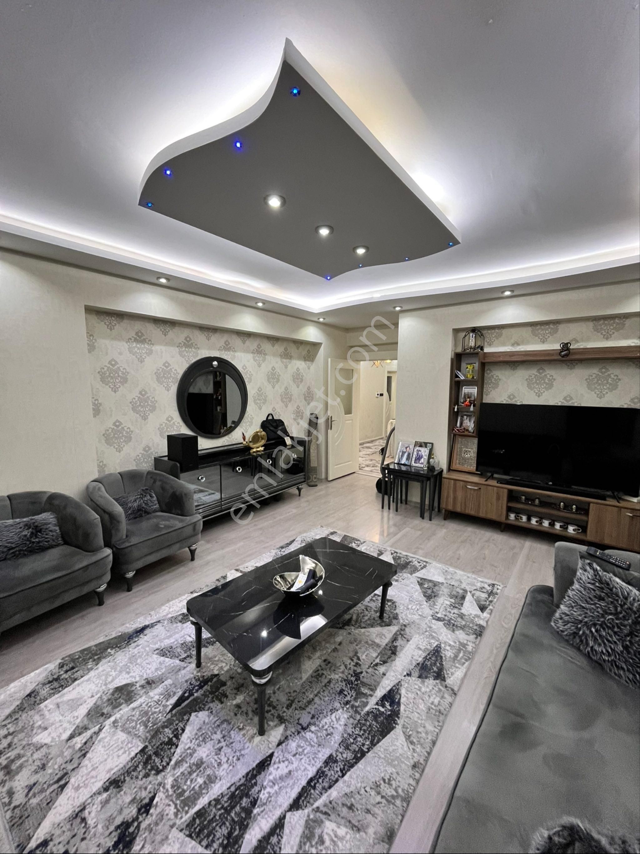 Çözüm Emlak’tan Satılık 3+1 Bakımlı Fırsat Dairesi - Görsel 26