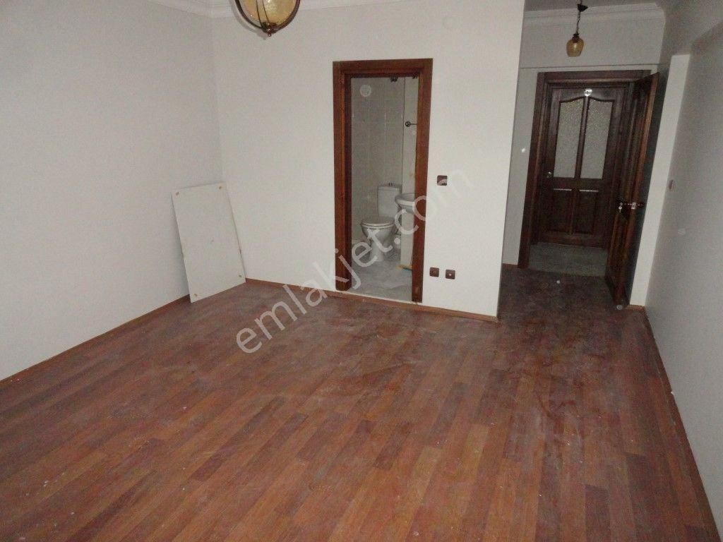Beylikdüzü Kavaklıda Marmara Kavaklıkent Sitesinde Kiralık 3+1 160 M2 Daire - Görsel 28