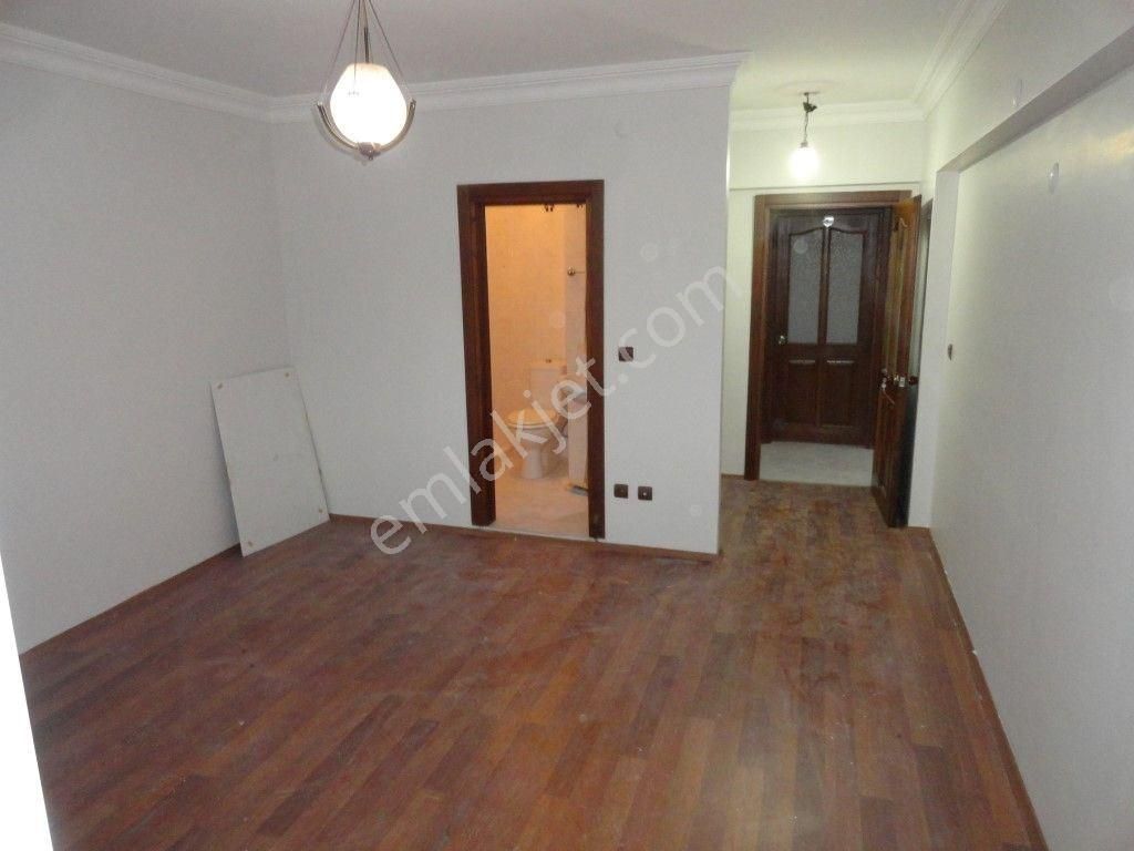 Beylikdüzü Kavaklıda Marmara Kavaklıkent Sitesinde Kiralık 3+1 160 M2 Daire - Görsel 30