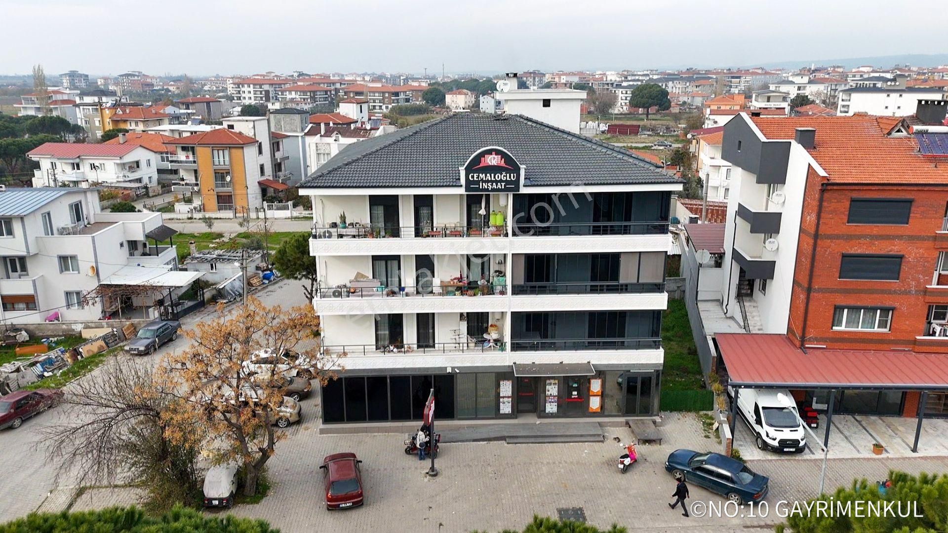 No:10 Gayrimenkul’den – Merkezi Konum, Sahil Yolu Üzeri, Ara Kat Köşe 3+1 Açık Mutfak - Görsel 2