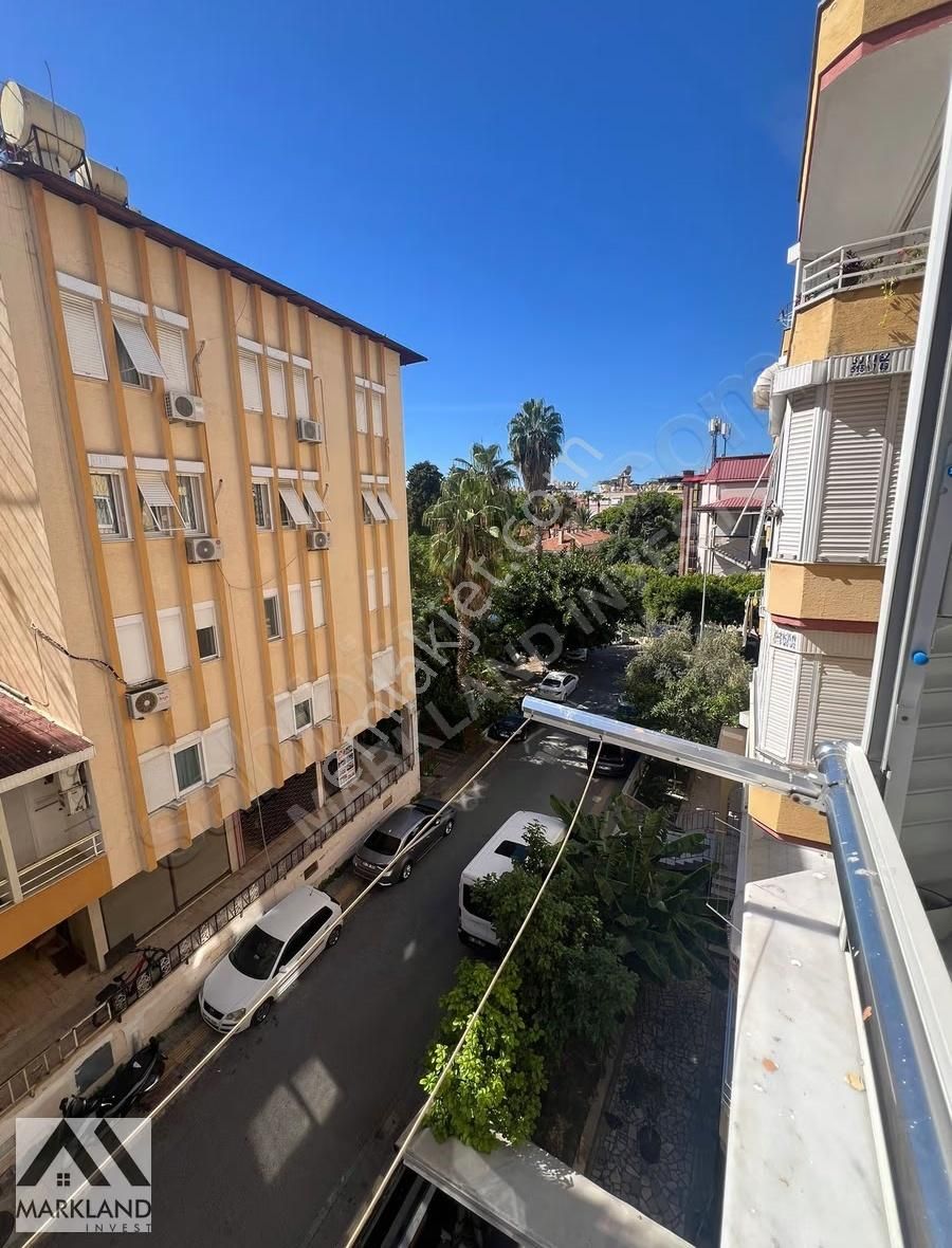 Cleopatra'da Kısa Dönem 2+1 Eşyalı Kiralık Daire - Görsel 2