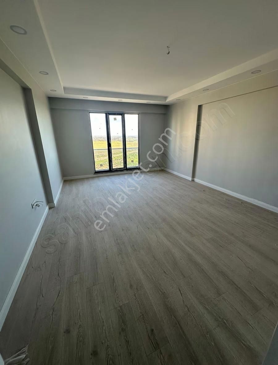 Tepede Lüks Site'de Güvenlkli,hamamlı,havuzlu 2+1daire - Görsel 10