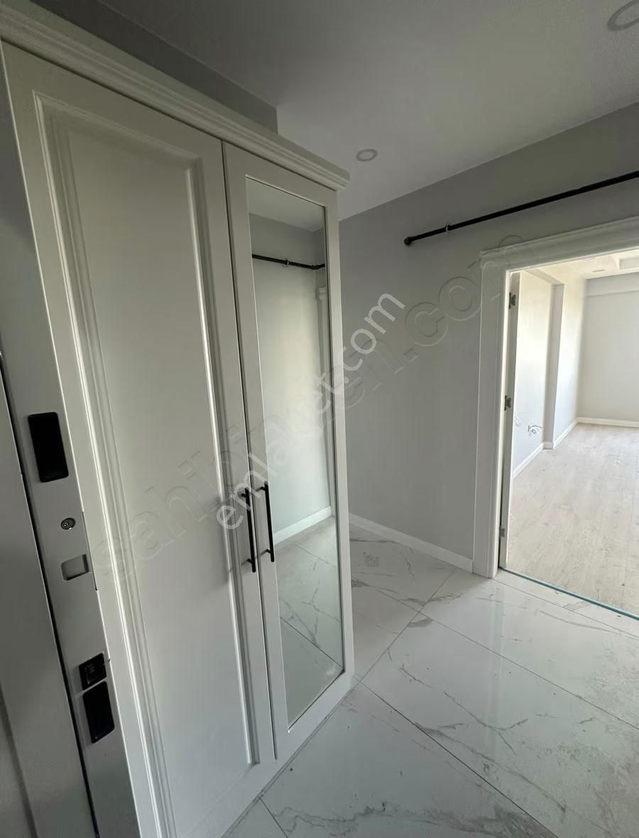 Tepede Lüks Site'de Güvenlkli,hamamlı,havuzlu 2+1daire - Görsel 3