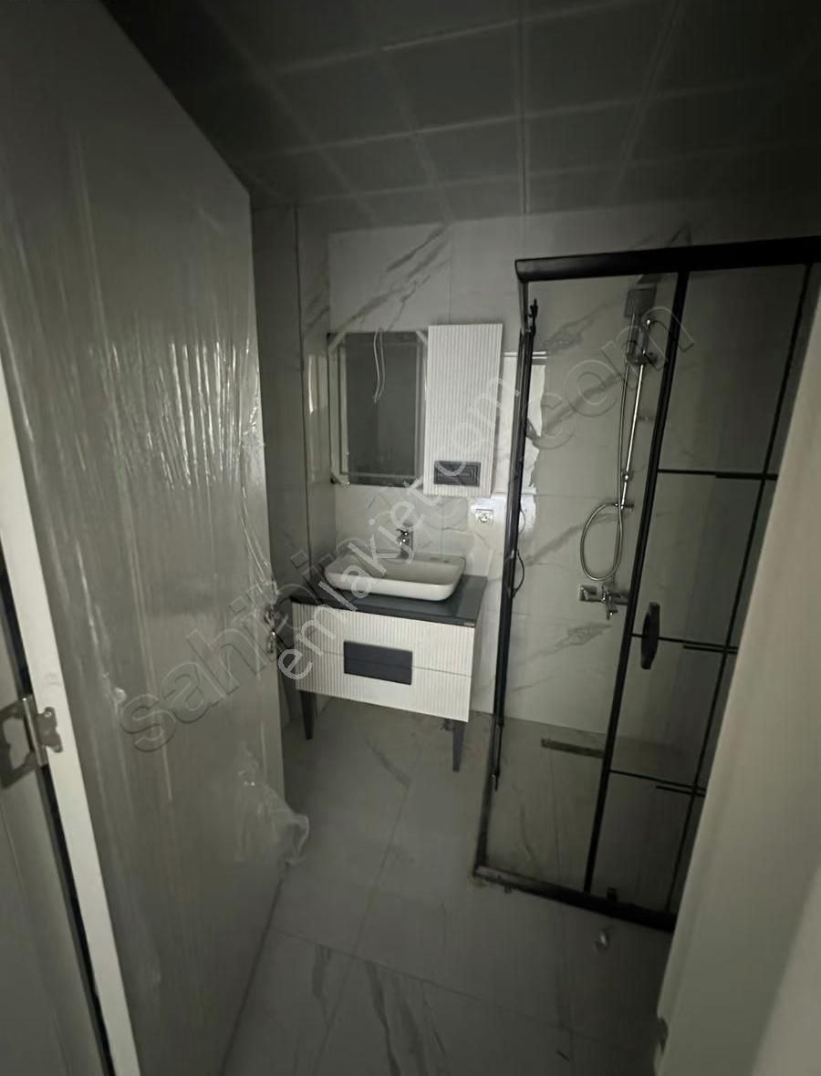 Tepede Lüks Site'de Güvenlkli,hamamlı,havuzlu 3+1daire - Görsel 3