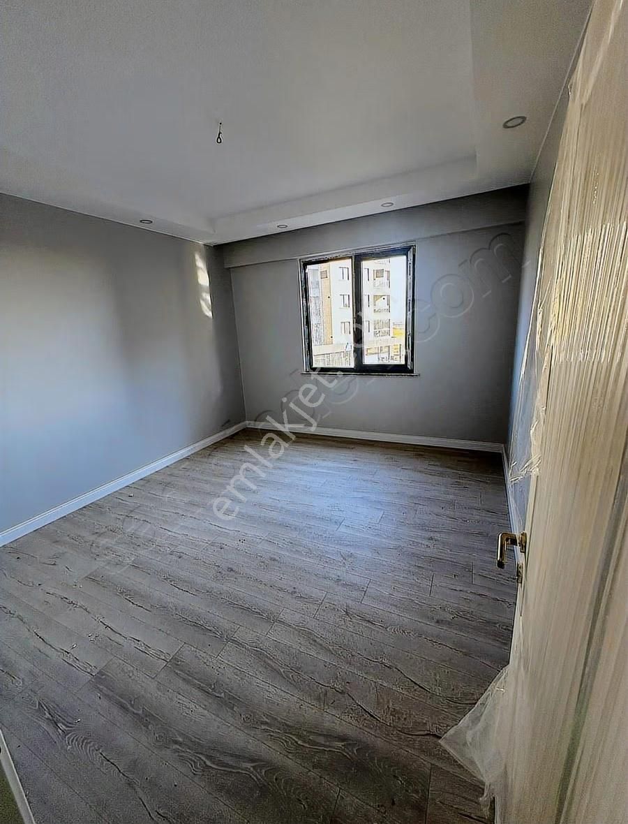 Tepede Lüks Site'de Güvenlkli,hamamlı,havuzlu 3+1daire - Görsel 4