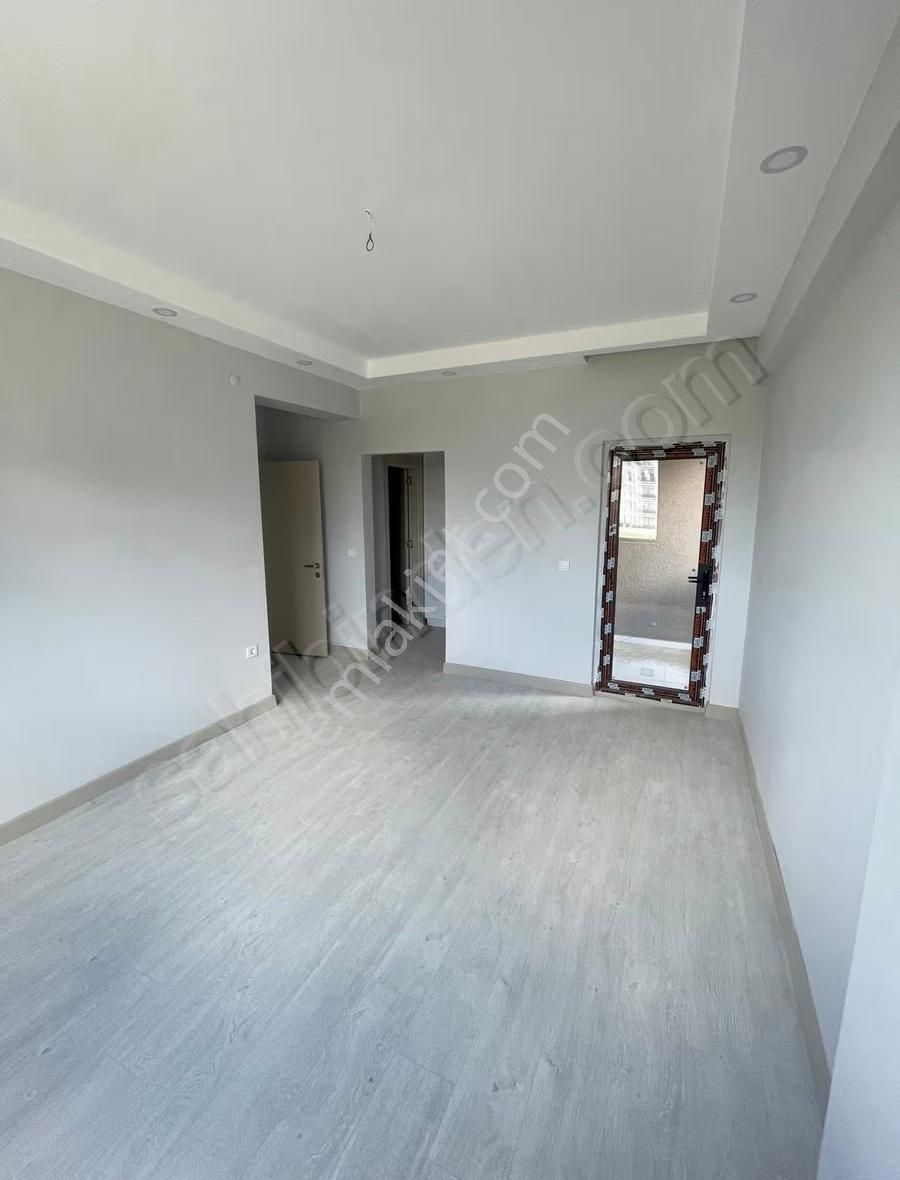 Tepe Bölgesinde Havuzlu Lüks 3+1 Daire - Görsel 5