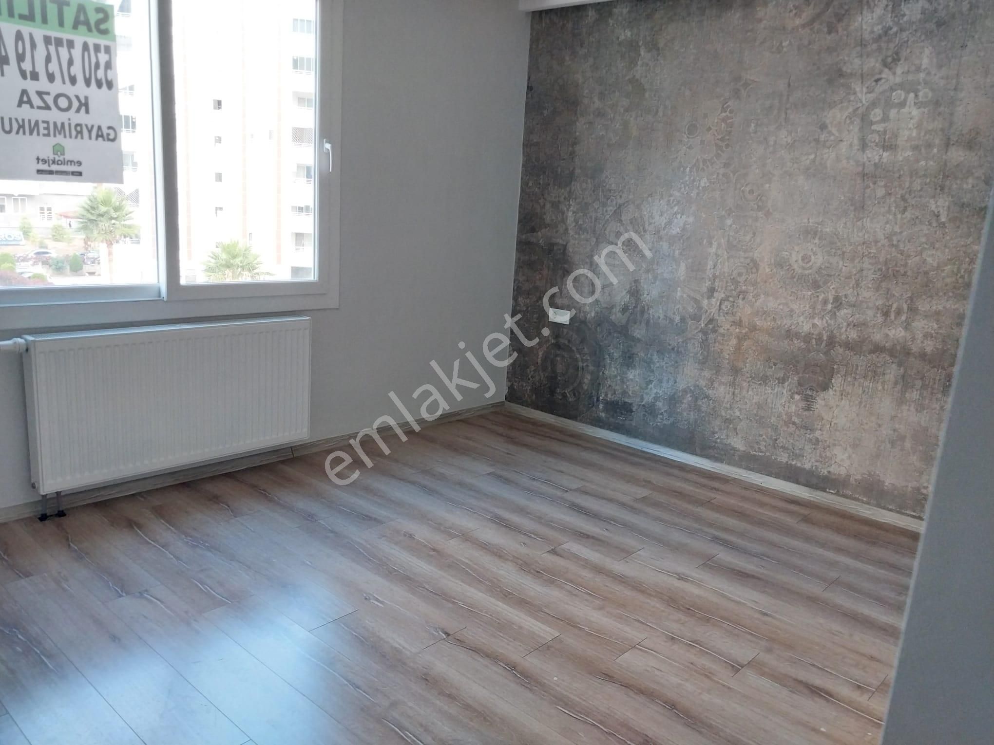 Mezitli Akdeniz Mahallesi'nde Lüks Geniş Daire - Görsel 15