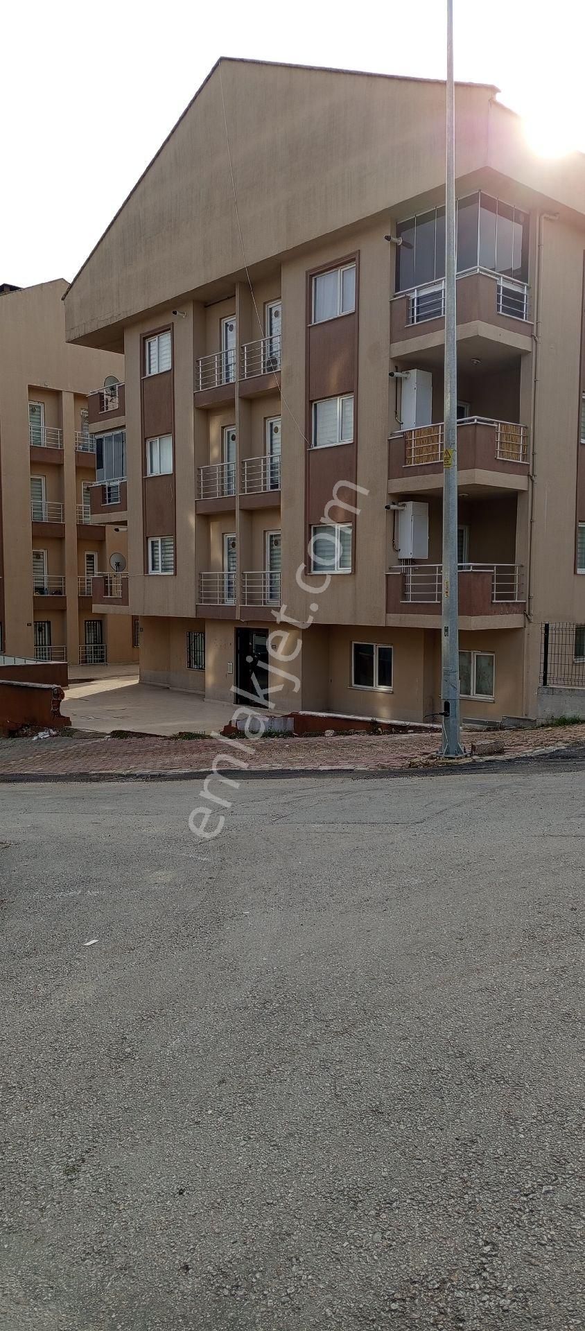 Şehirhastanesiyakiınında İşlek Caddede Görükle Dumlupınar Mahallesi Kiralık 1+1 Eşyalı Daire
