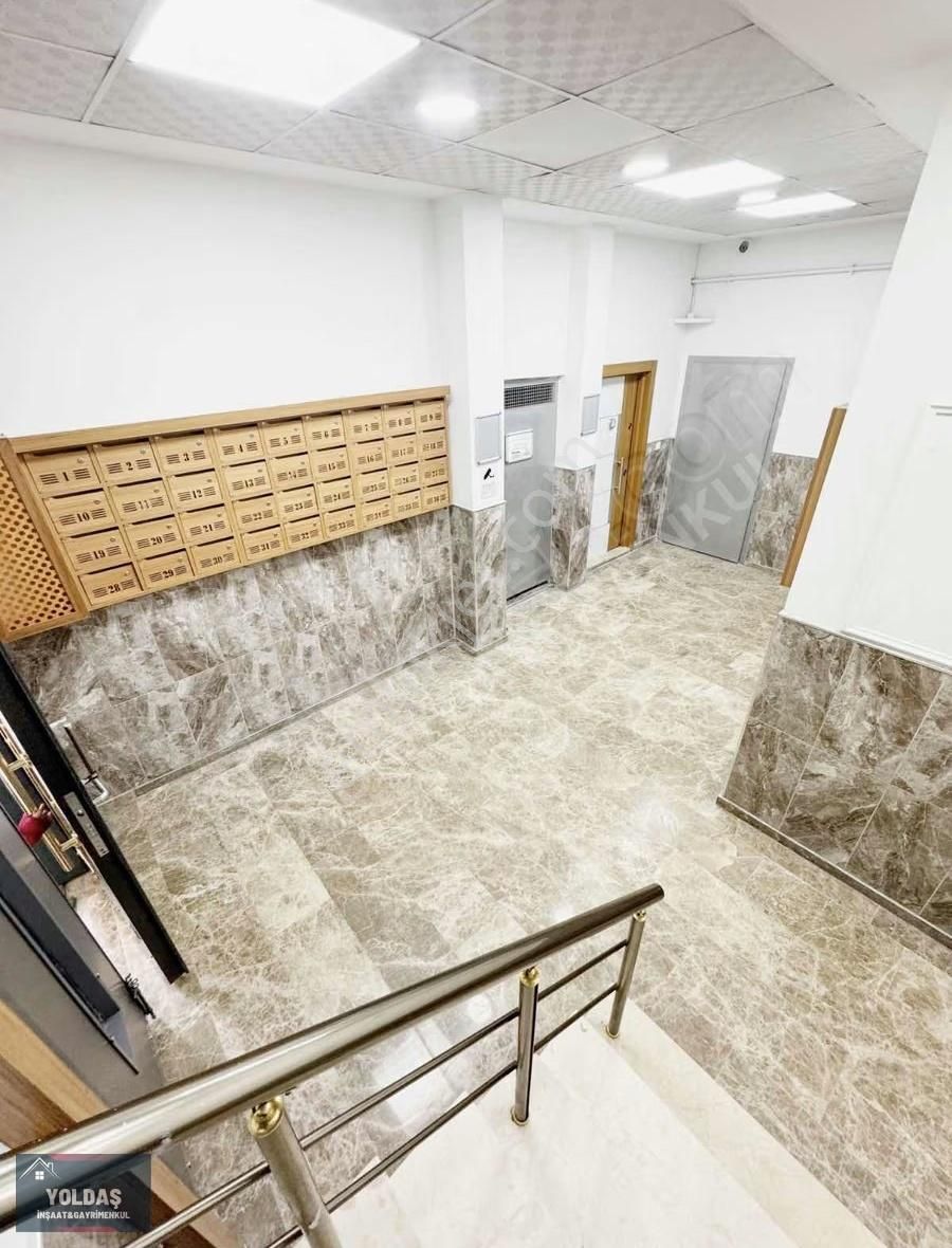 Acil Fırsat! 3+1 130 M2 3.kat Kapalı Mutfak Balkon Otoparklı - Görsel 15