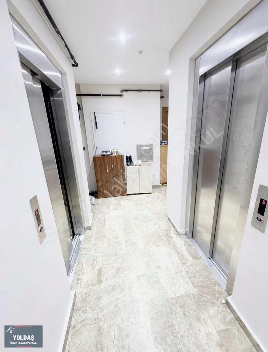 Acil Fırsat! 3+1 130 M2 3.kat Kapalı Mutfak Balkon Otoparklı - Görsel 7