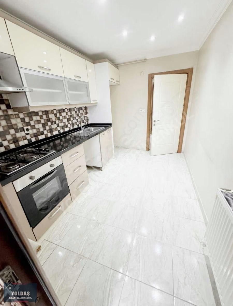 Acil Fırsat! 3+1 130 M2 3.kat Kapalı Mutfak Balkon Otoparklı - Görsel 23