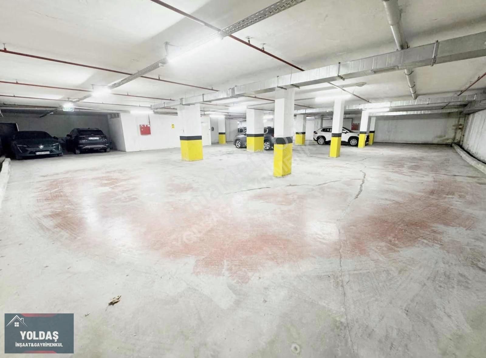 Acil Fırsat! 3+1 130 M2 3.kat Kapalı Mutfak Balkon Otoparklı - Görsel 2