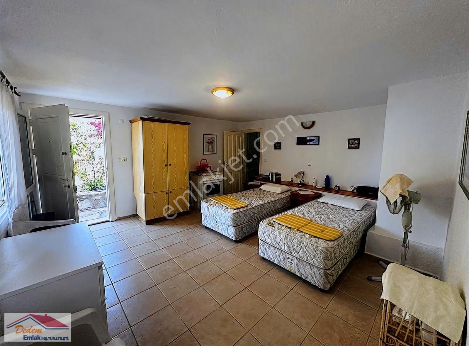 Muğla Bodrum Küçükbükte Müstakil Bahçeli Plajlı Villa Satılık - Görsel 11