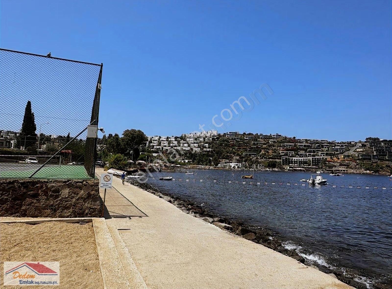 Muğla Bodrum Küçükbükte Müstakil Bahçeli Plajlı Villa Satılık - Görsel 14