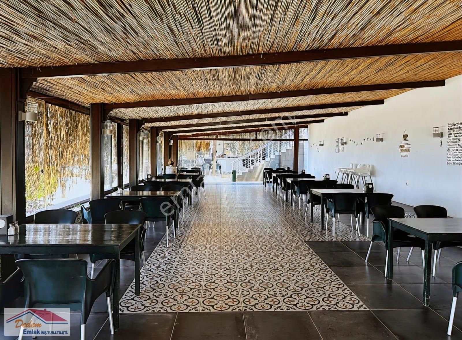 Muğla Bodrum Küçükbükte Müstakil Bahçeli Plajlı Villa Satılık - Görsel 2