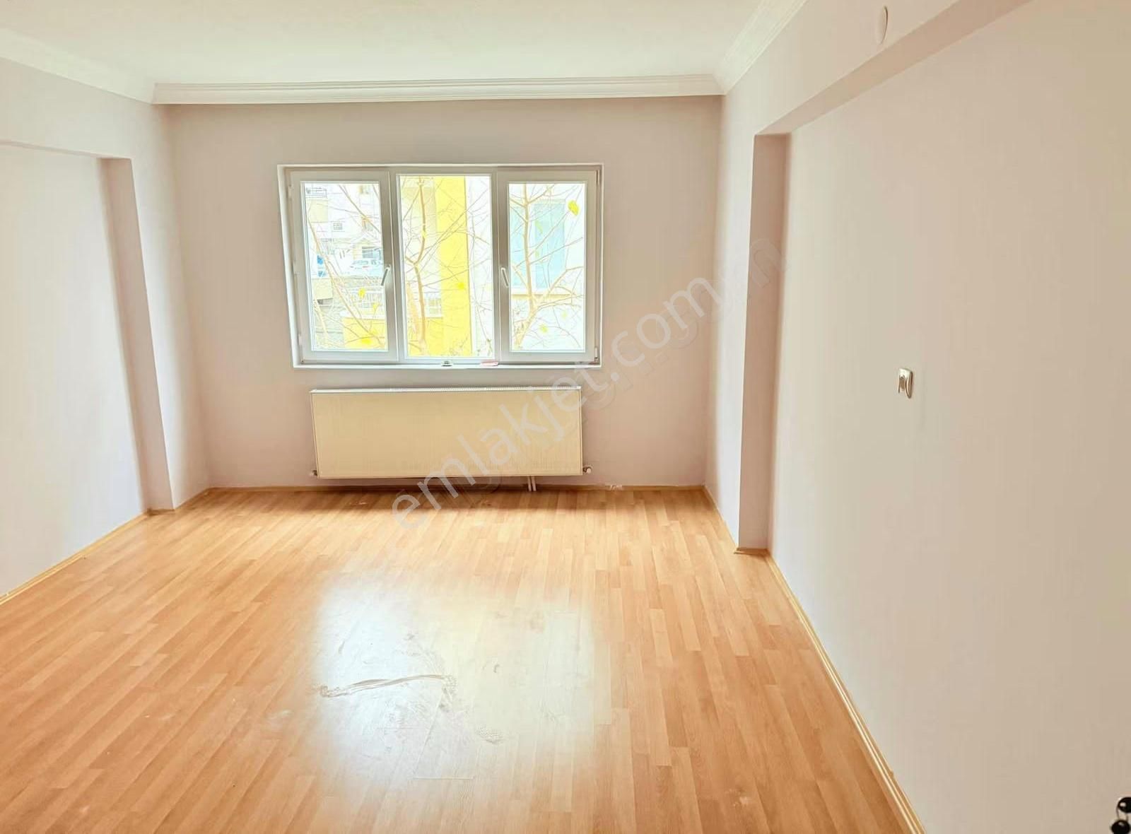 Bahçelievler'de Giriş Kat Kiralık 3+1 Daire - Görsel 14