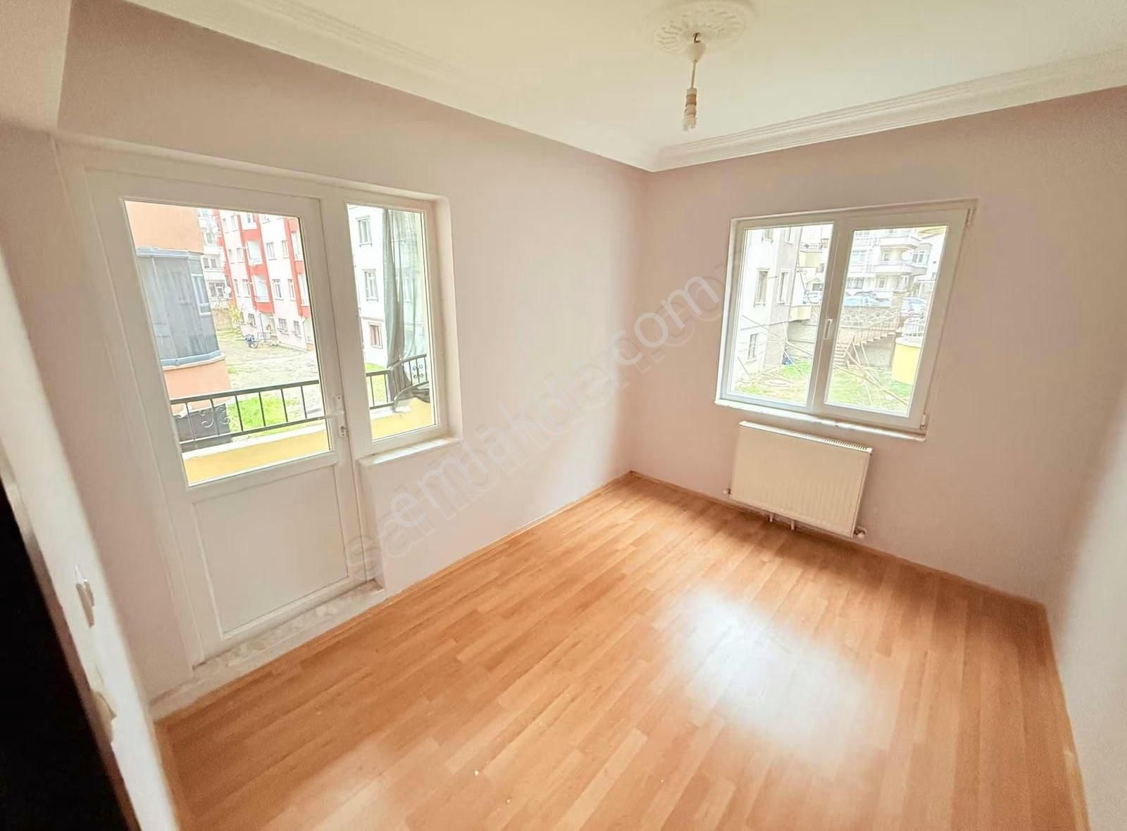 Bahçelievler'de Giriş Kat Kiralık 3+1 Daire - Görsel 12