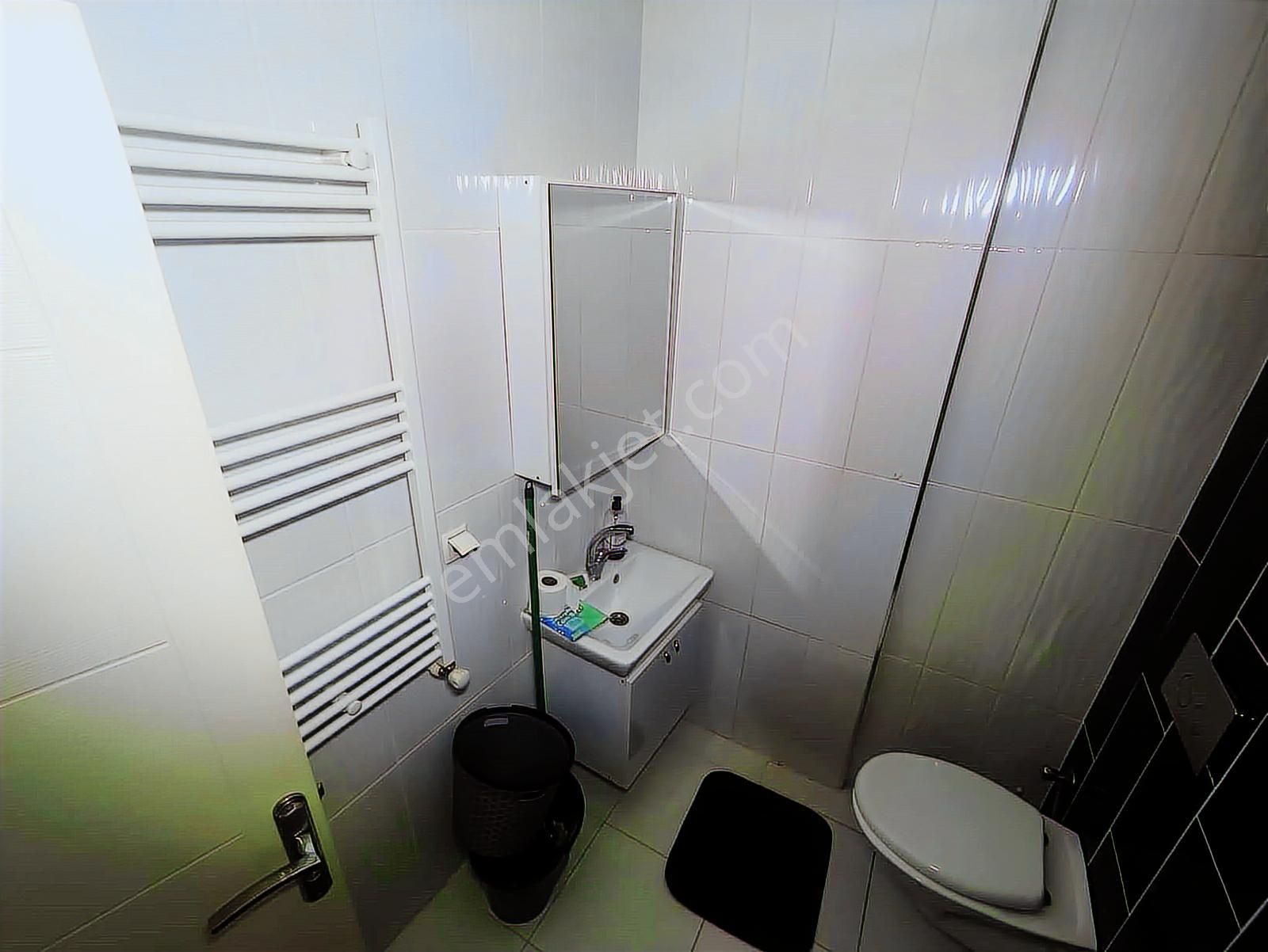 Nova'dan Bahçelievler Mh'de Full Eşyalı Kiralık 1+1 Daire - Görsel 13