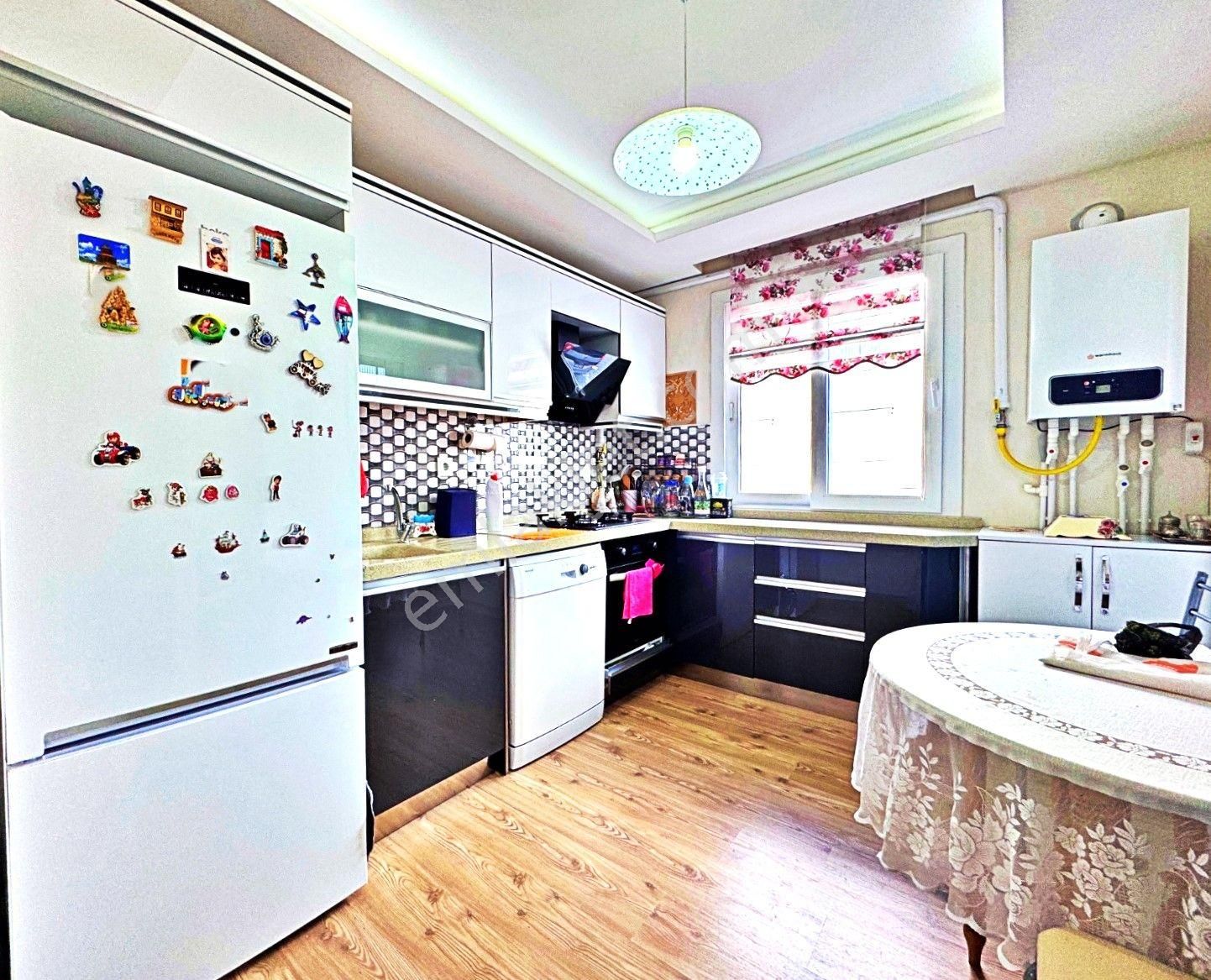 💥akçay'da Aygülden💥ara Kat Ön Cephe Ayrı Mutfak Doğalgaz Kombili Asansörlü Acill 2+1 Satılık Daire - Görsel 6