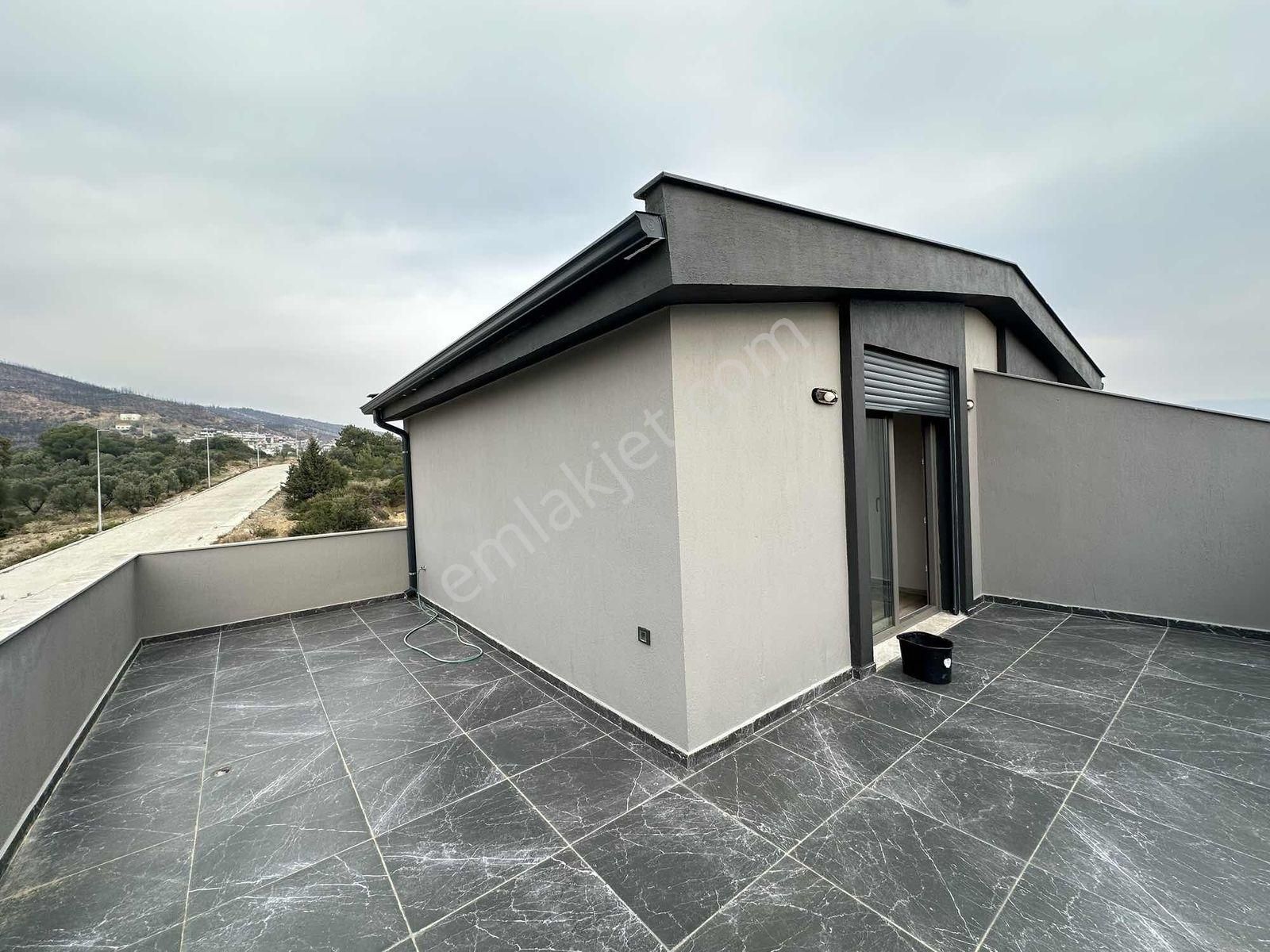 Seferihisar Doğanbey De 3+1 Satılık Denize 50 Metre Yazlık Villa - Görsel 30