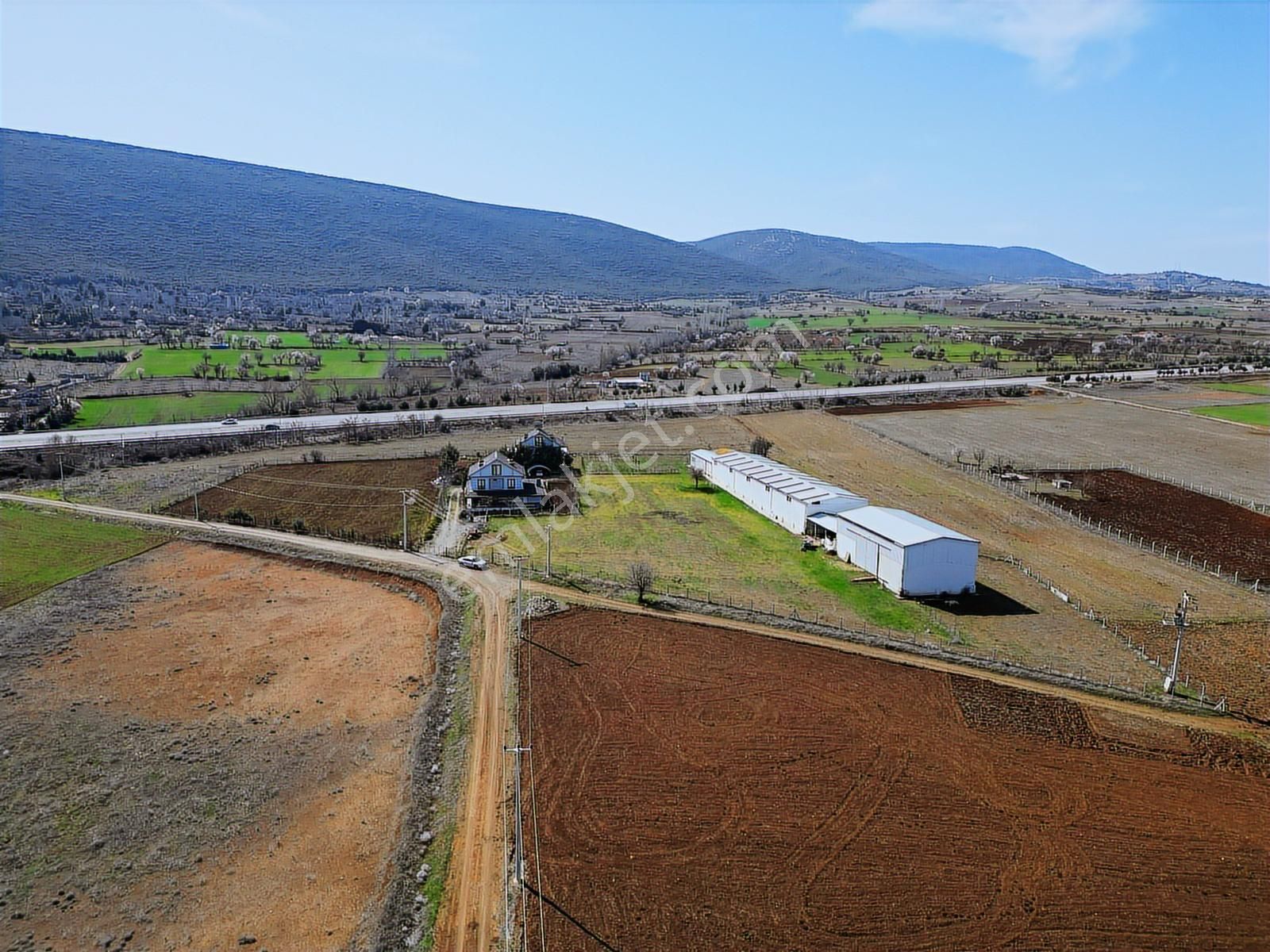 Net Premium'dan Tavas Ana Asfalt'da Muhteşem Çiftlik - Görsel 16