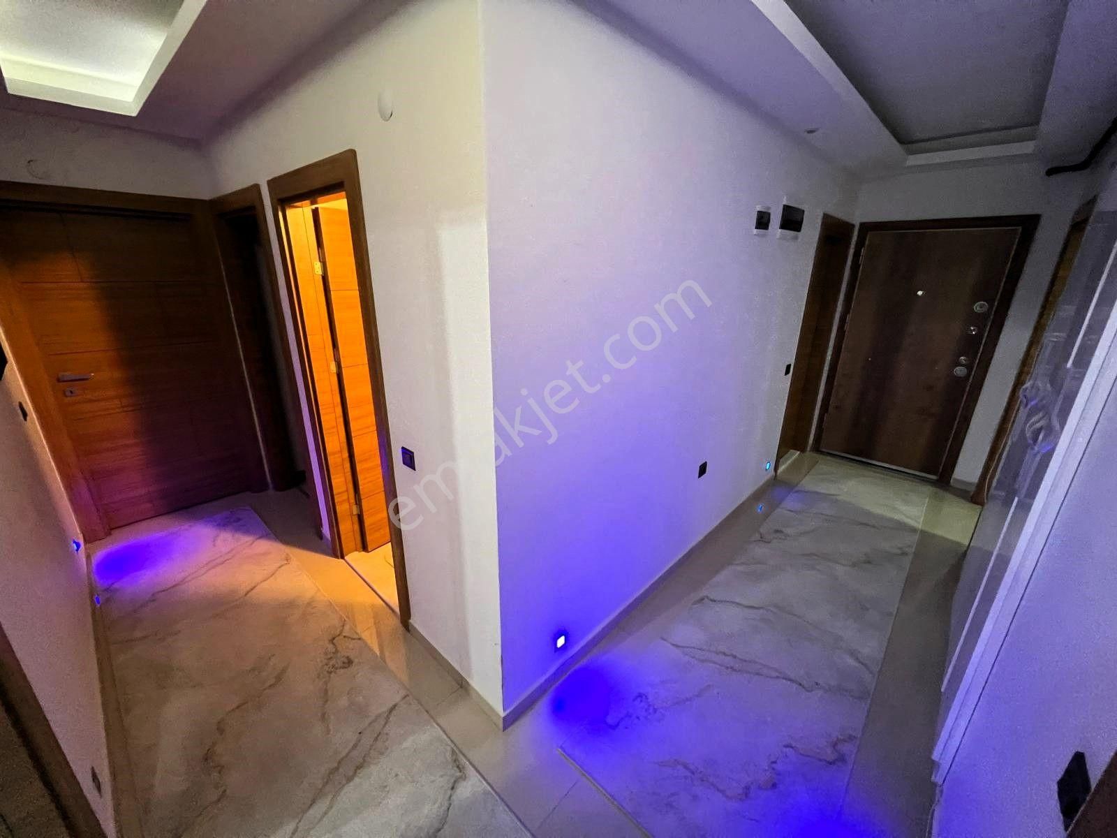 Çankaya Mah 3+1 4 Yaşında Lüx Satılık Daire Caddeye Sıfır Ebeveyin Banyolu Full Kredili