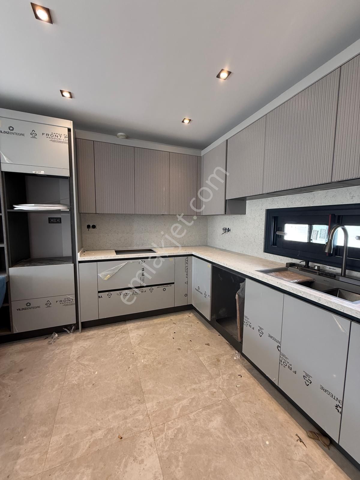 Kuşadası Merkezde 5+2 Özel Havuzlu Müstakil Bahçeli Müstakil Villa - Görsel 5