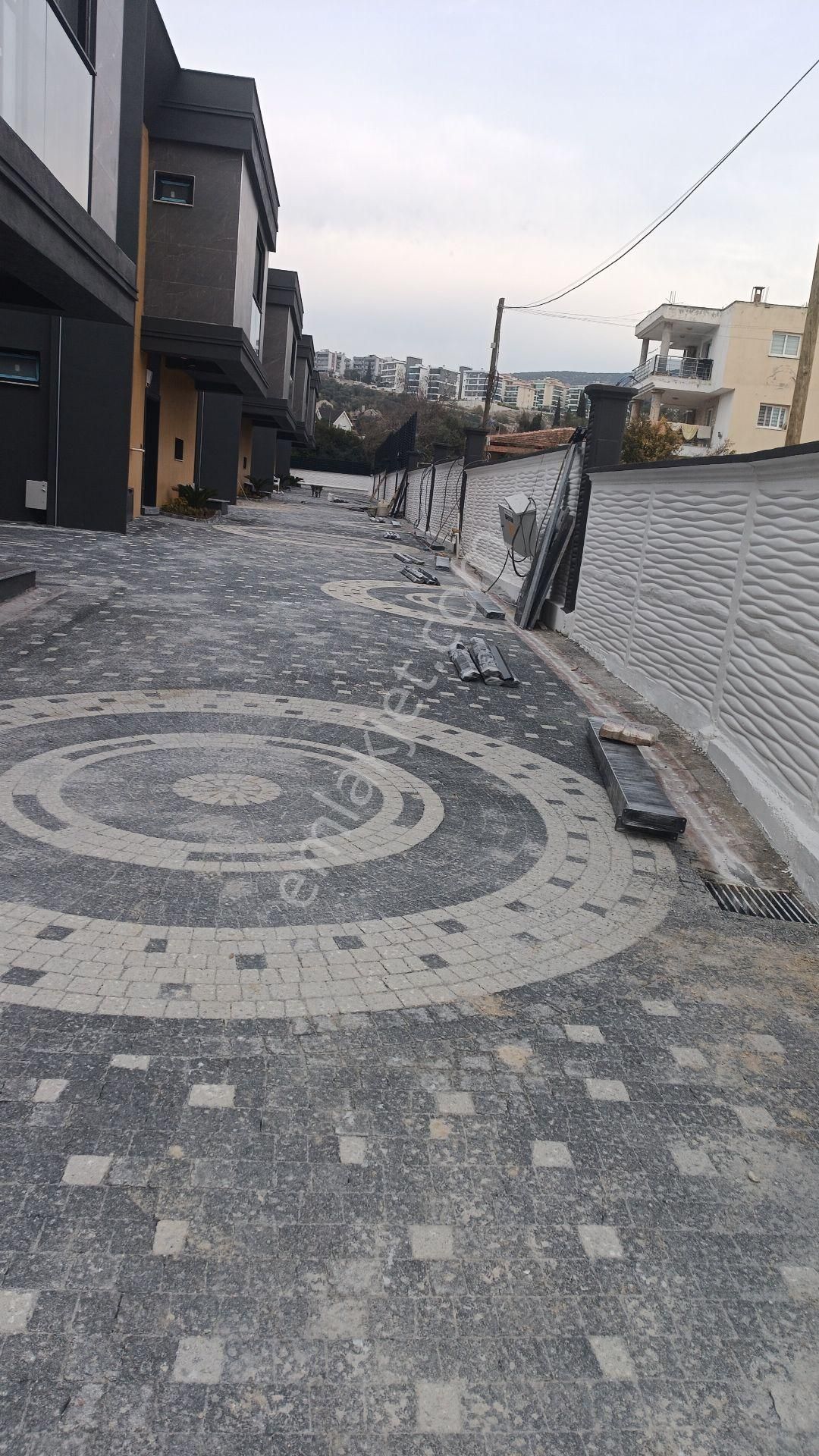 Kuşadası Merkezde 5+2 Özel Havuzlu Müstakil Bahçeli Müstakil Villa - Görsel 30