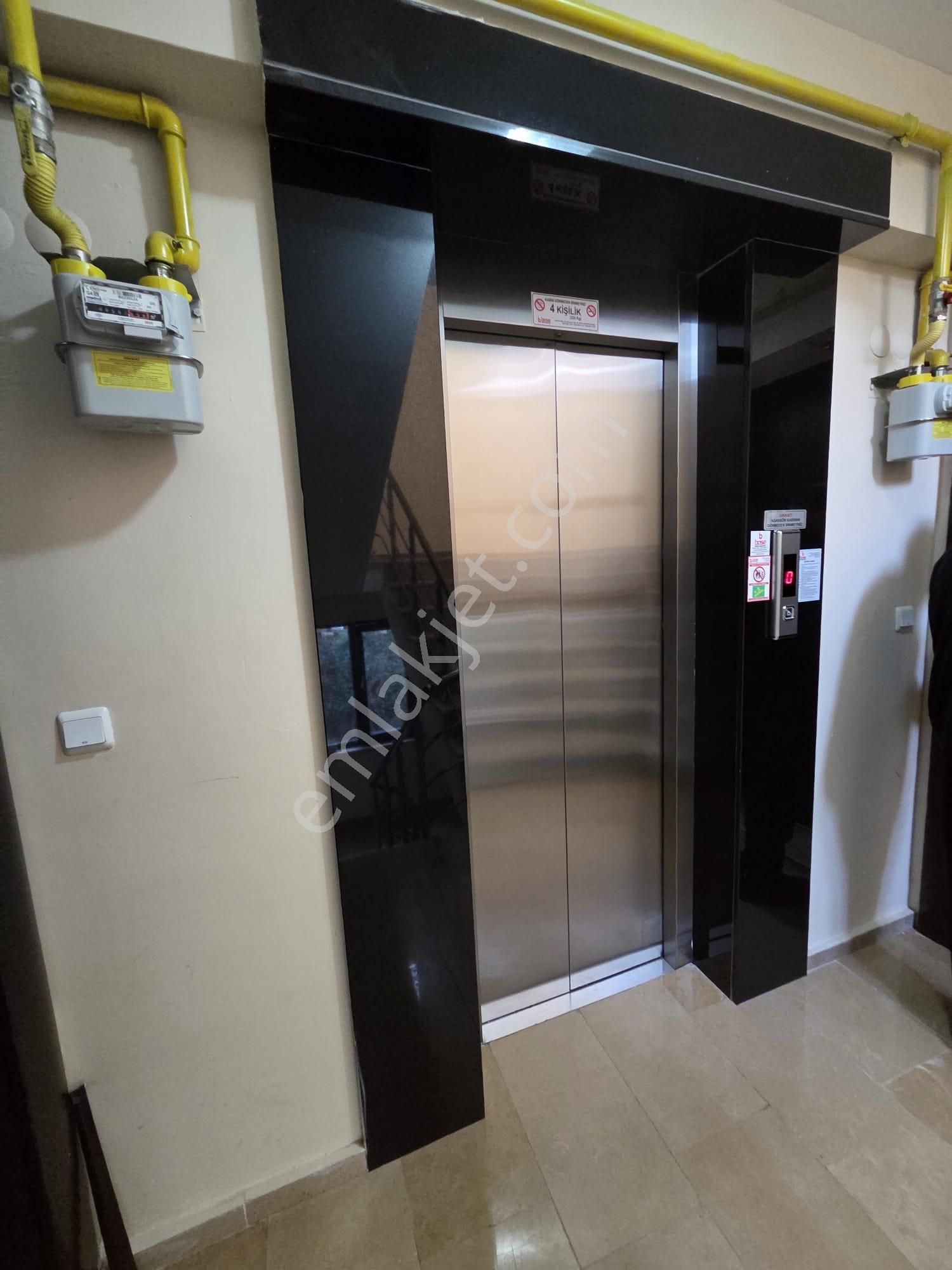 Denize Yürüme Mesafesinde | Deniz Manzaralı | Lüks Sitede 3+1 Daire - Görsel 30