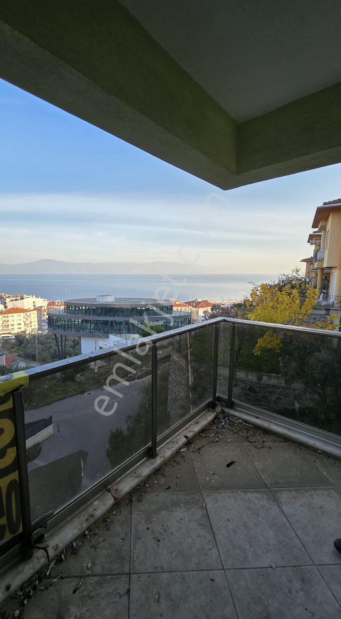 Denize Yürüme Mesafesinde | Deniz Manzaralı | Lüks Sitede 3+1 Daire - Görsel 11