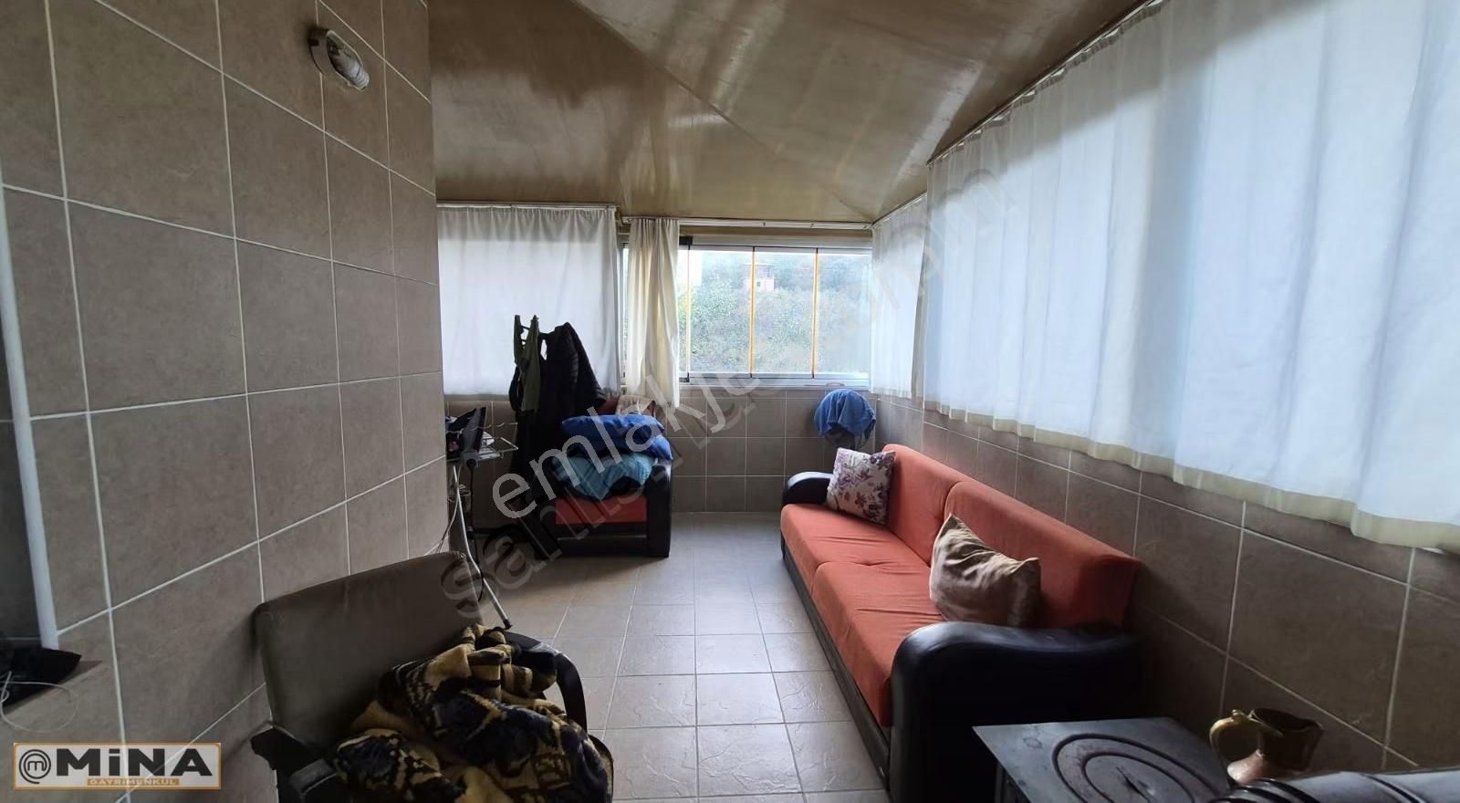 Yomra Da Dublex Ana Yol Üzerinde Satılık 4+2 Daire - Görsel 2