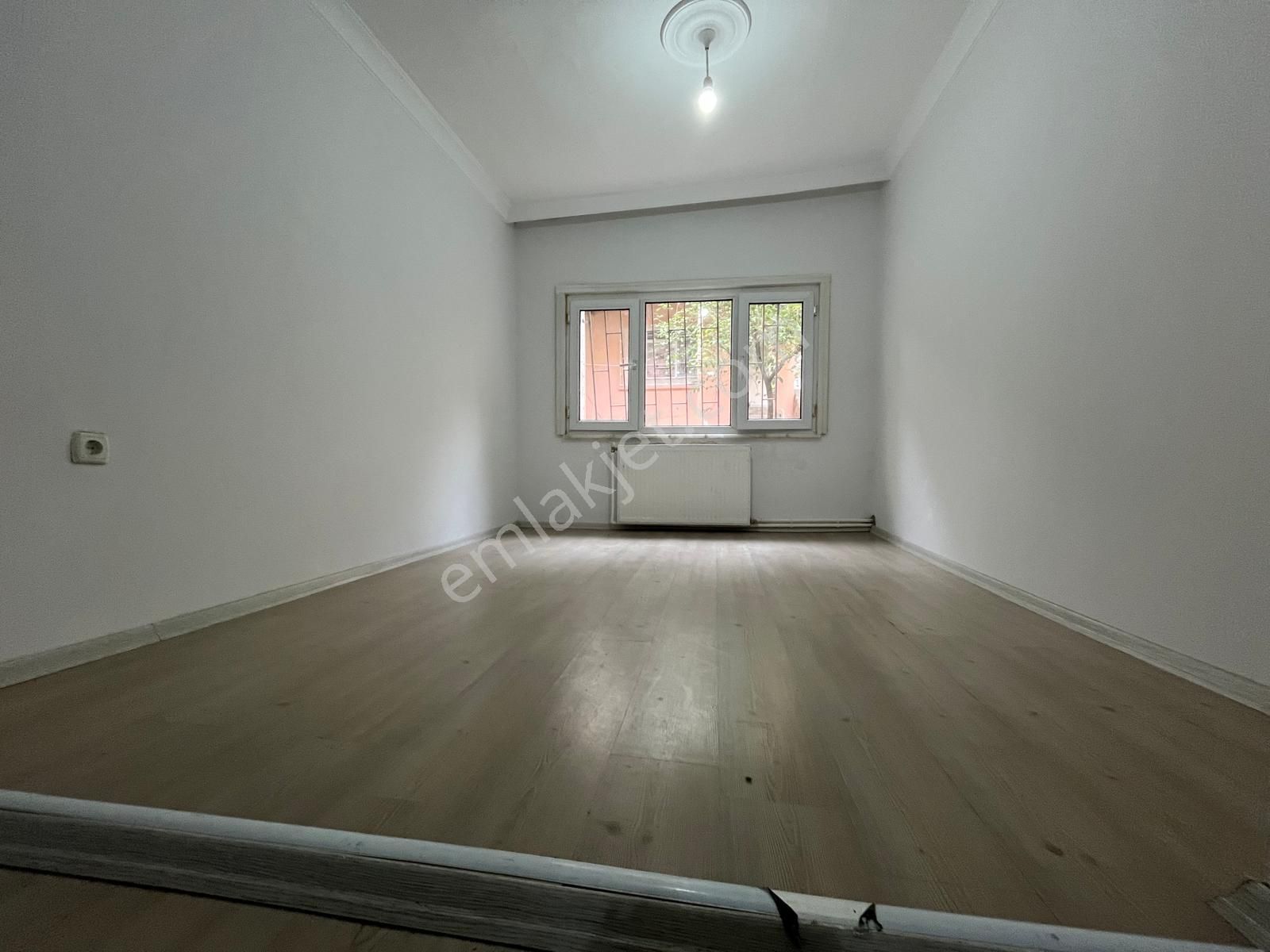 Satılık Daire Pendik Esenyalı Mahallesi