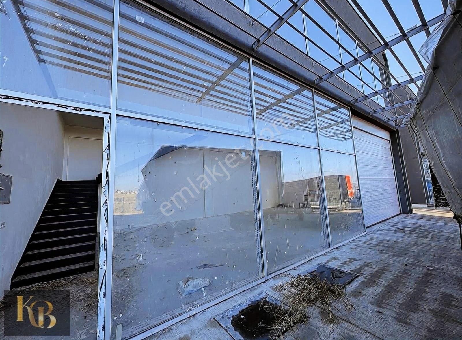 Karaoğlanda 150m2 Dükkan & Depo Konya Yolu Yakını 6m Tavan - Görsel 2