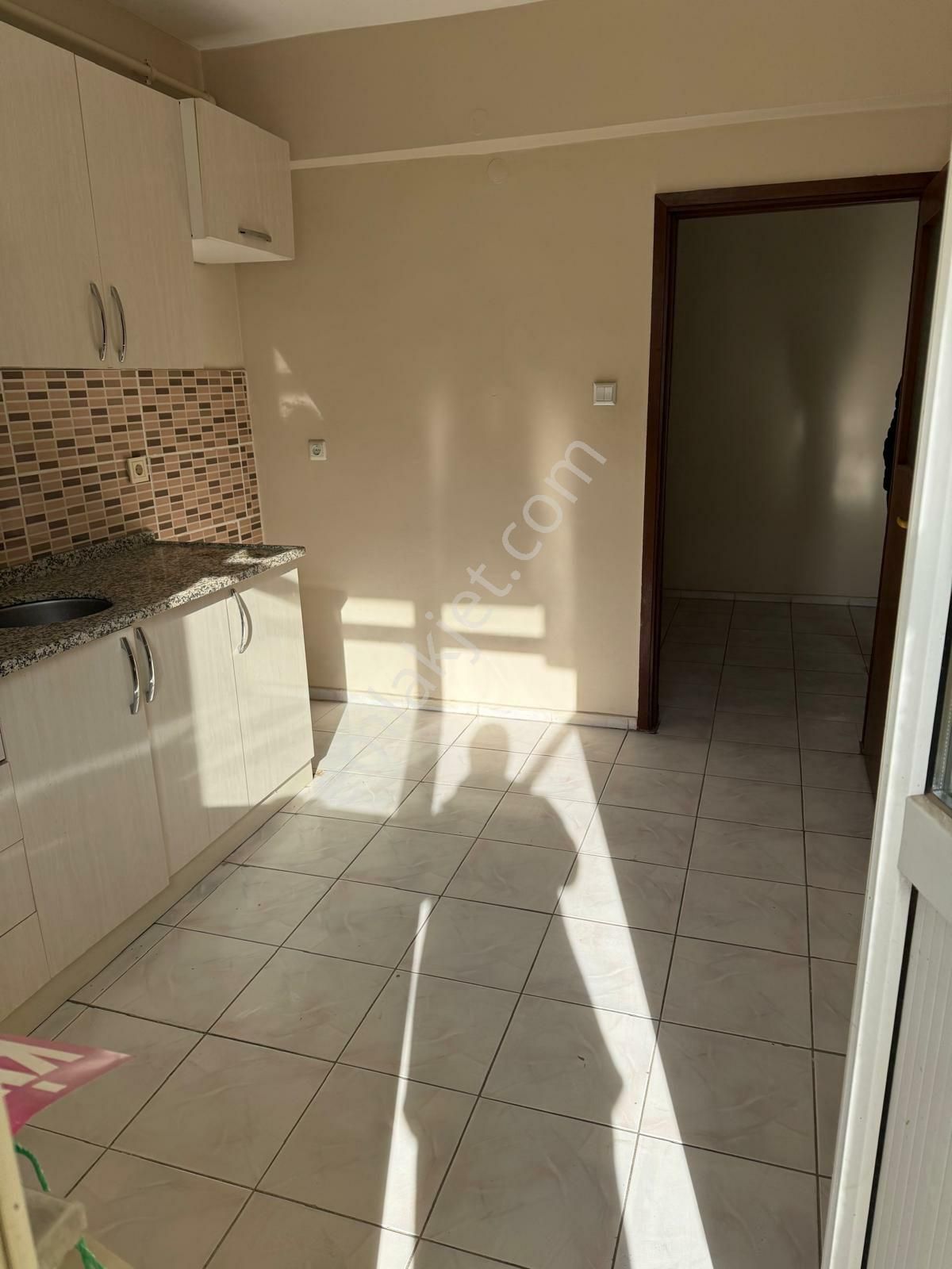 Tekirdağ Reşadiye Mahallesinde 115m2 Satılık 2+1 Geniş Ferah Daire - Görsel 16