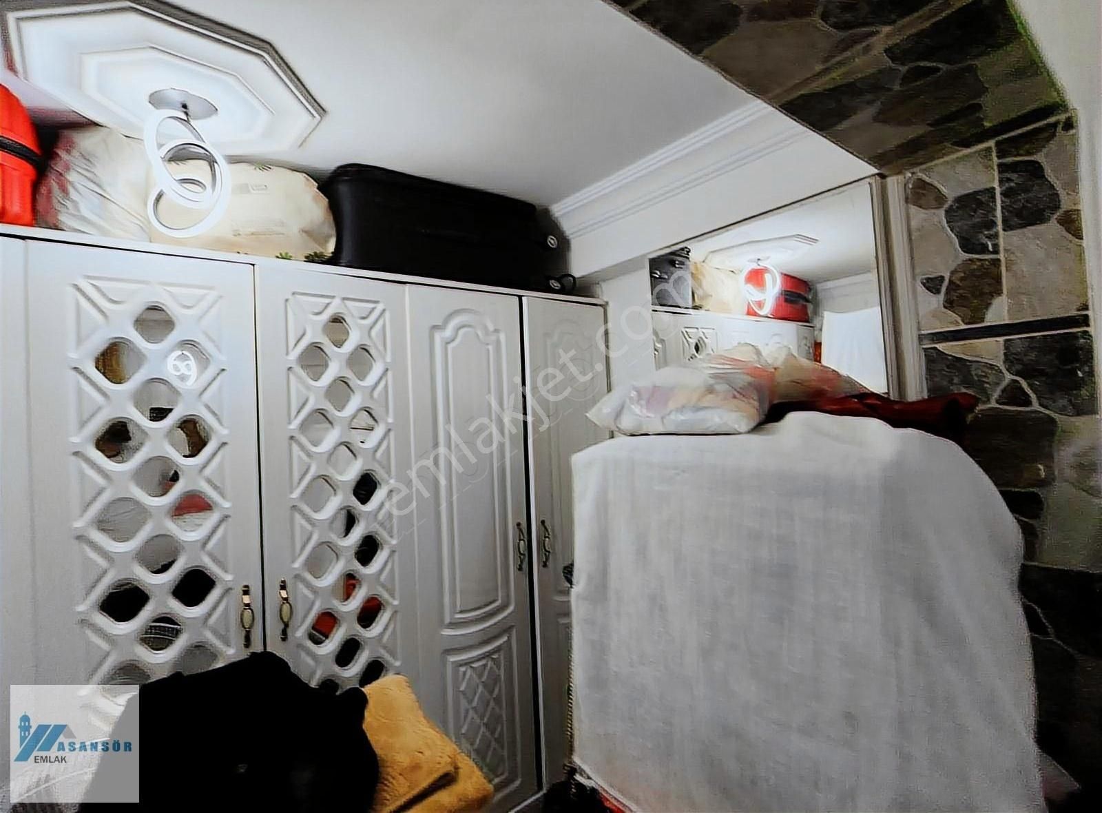 Asansör Emlak'tan Satılık Doğalgazlı Full Yapılı Kupon Daire ! - Görsel 2