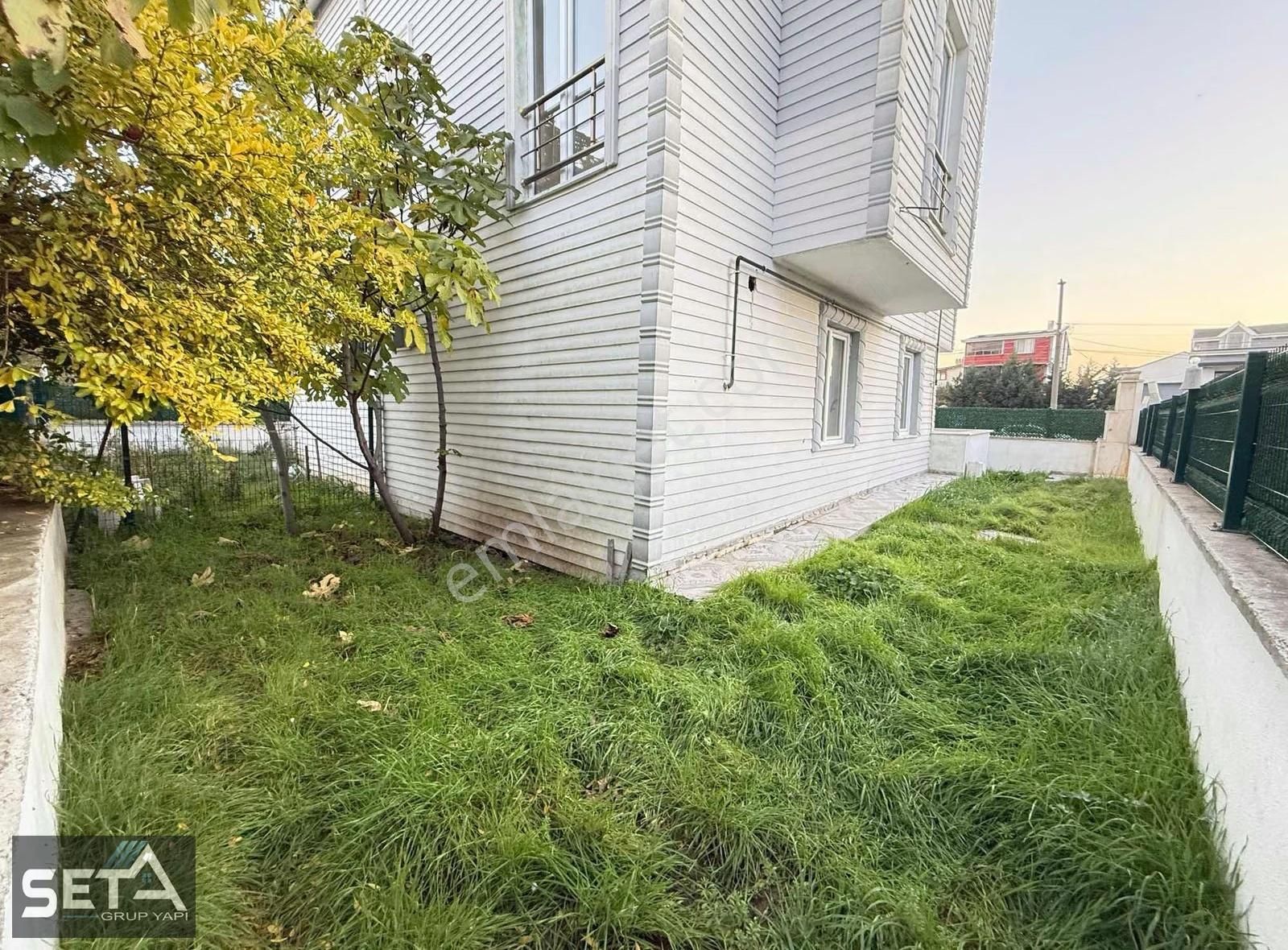 ▃▅▇seta Grup▇▅▃ Geniş Bahçeli Tam Merkezde Kombi Petekli Villa - Görsel 2